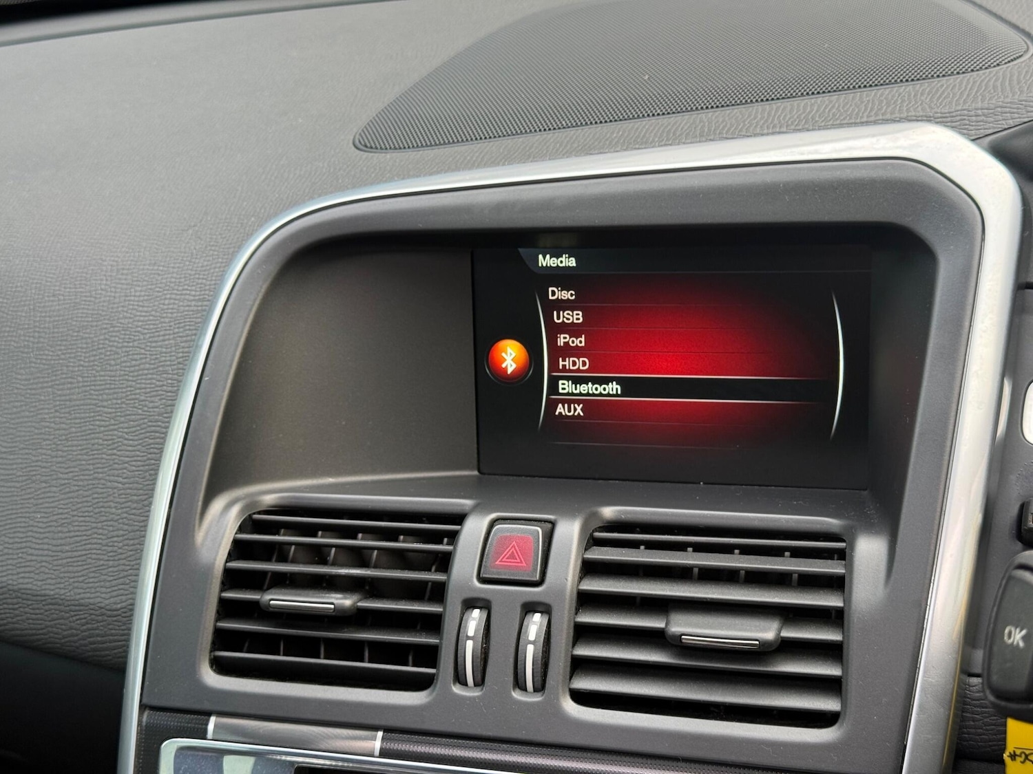 Used Volvo XC60 2014 for sale - 78057554: Photo 83