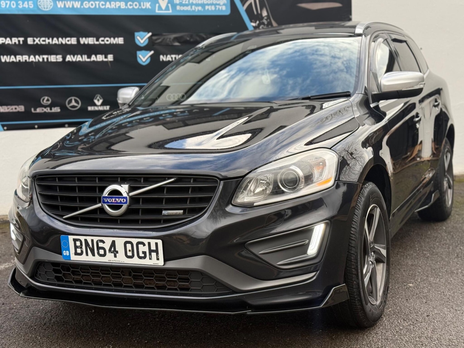 Used Volvo XC60 2014 for sale - 78057554: Photo 9