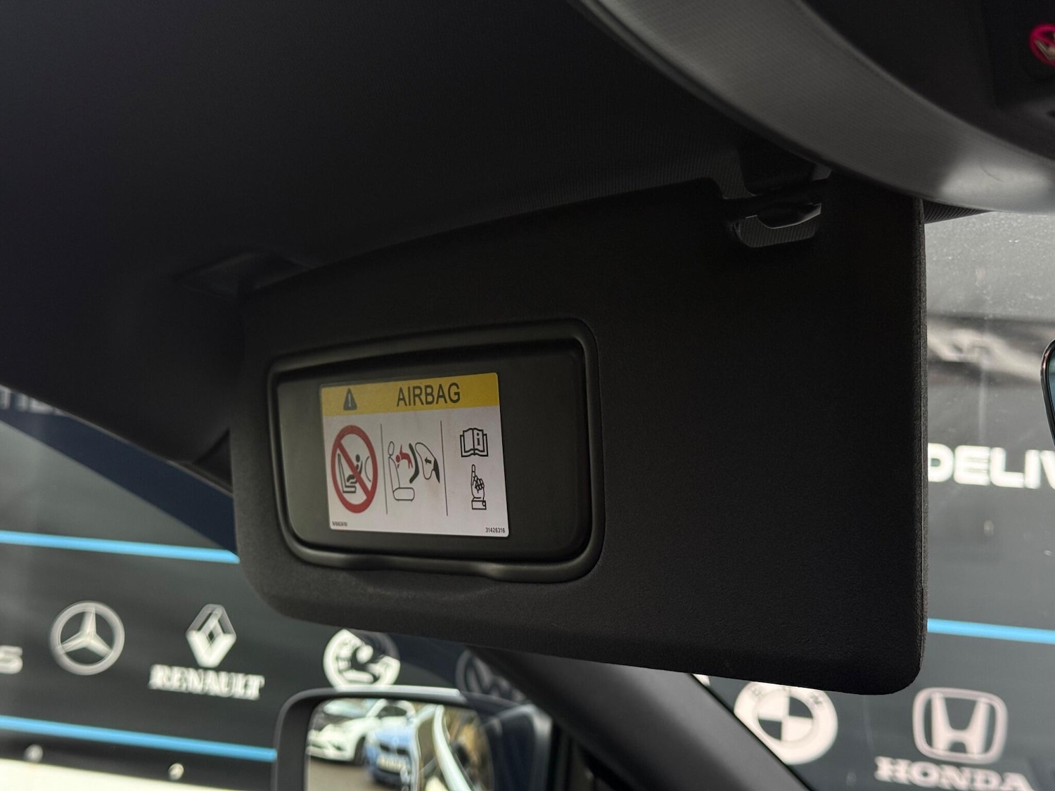 Used Volvo XC60 2014 for sale - 78057554: Photo 90