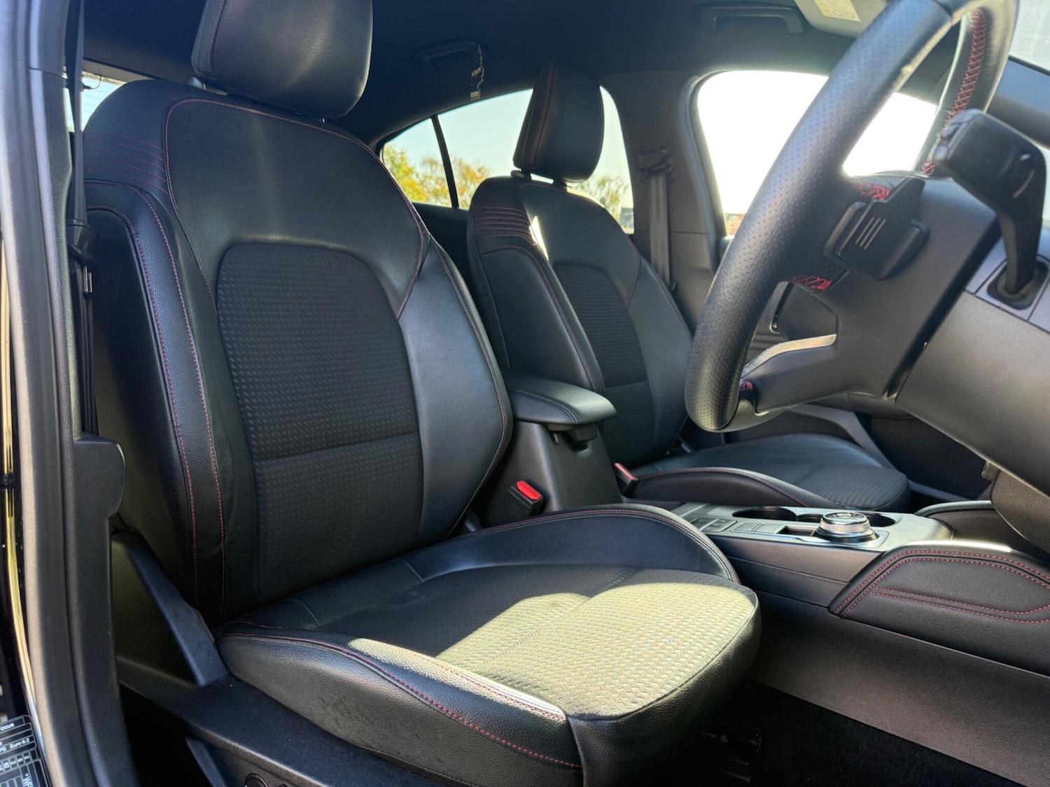 Used Ford Focus 2018 for sale - 76370689: Photo 19