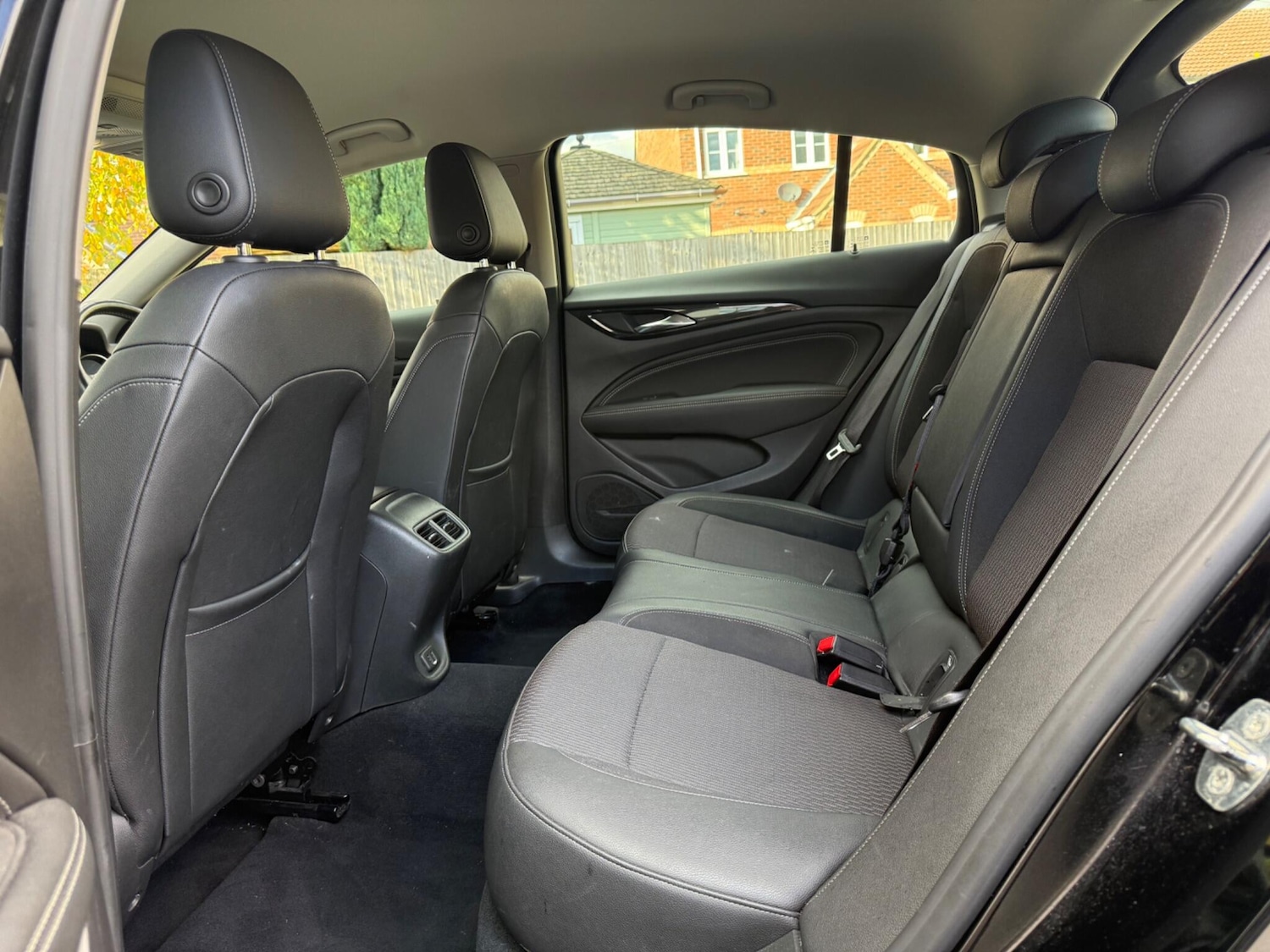 Used Vauxhall Insignia 2018 for sale - 76377664: Photo 25