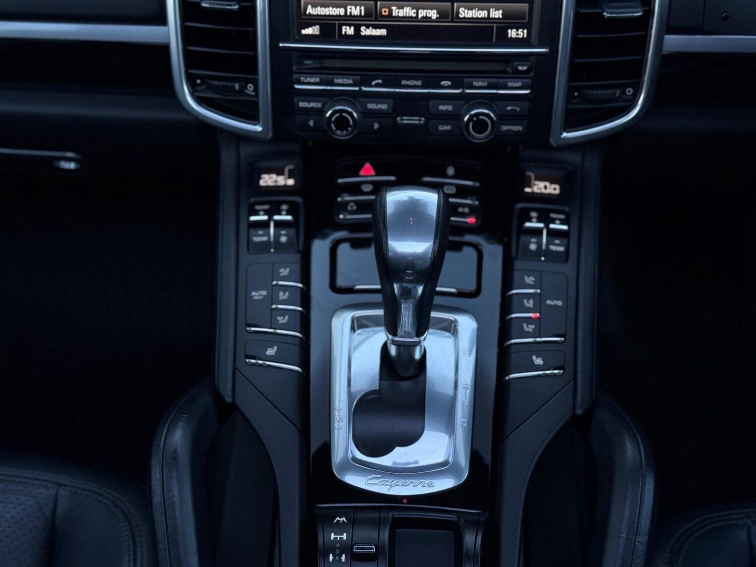 Used Porsche Cayenne 2013 for sale - 78058110: Photo 41