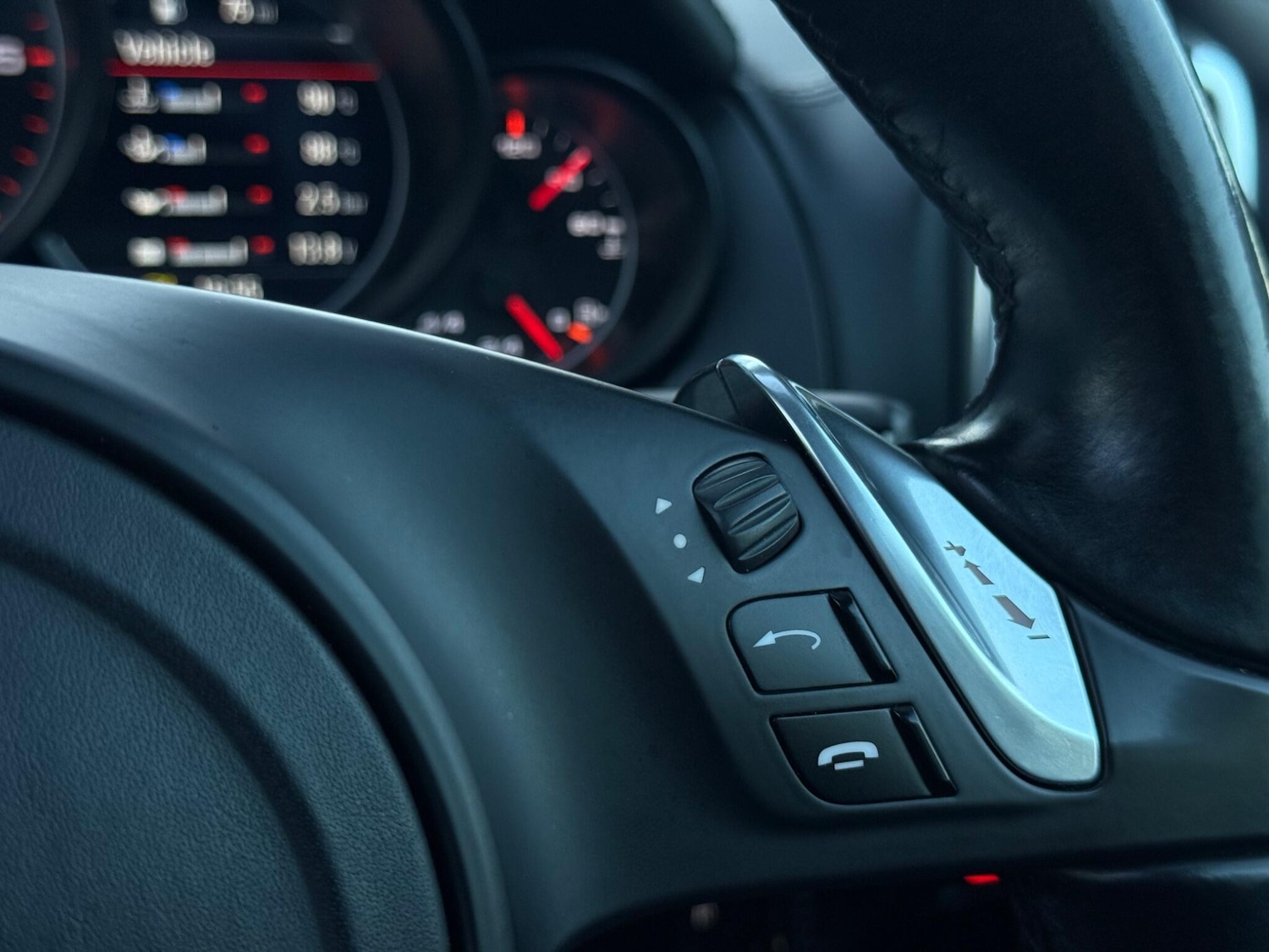 Used Porsche Cayenne 2013 for sale - 78058110: Photo 60