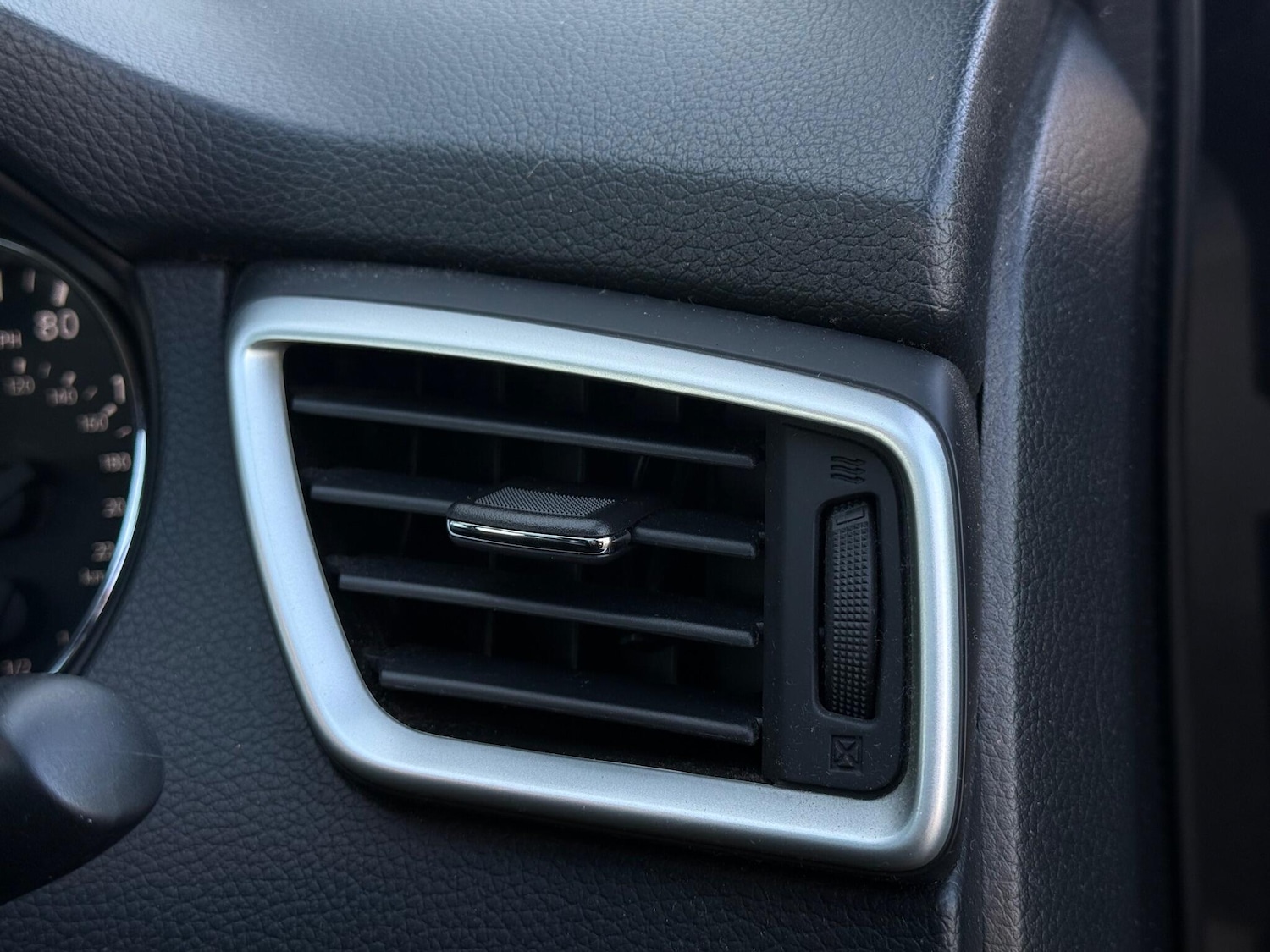 Used Nissan Qashqai 2016 for sale - 76913790: Photo 45