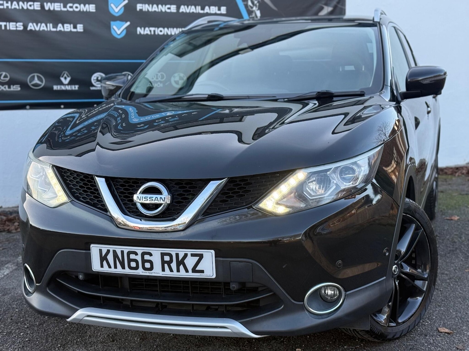 Used Nissan Qashqai 2016 for sale - 76913790: Photo 6