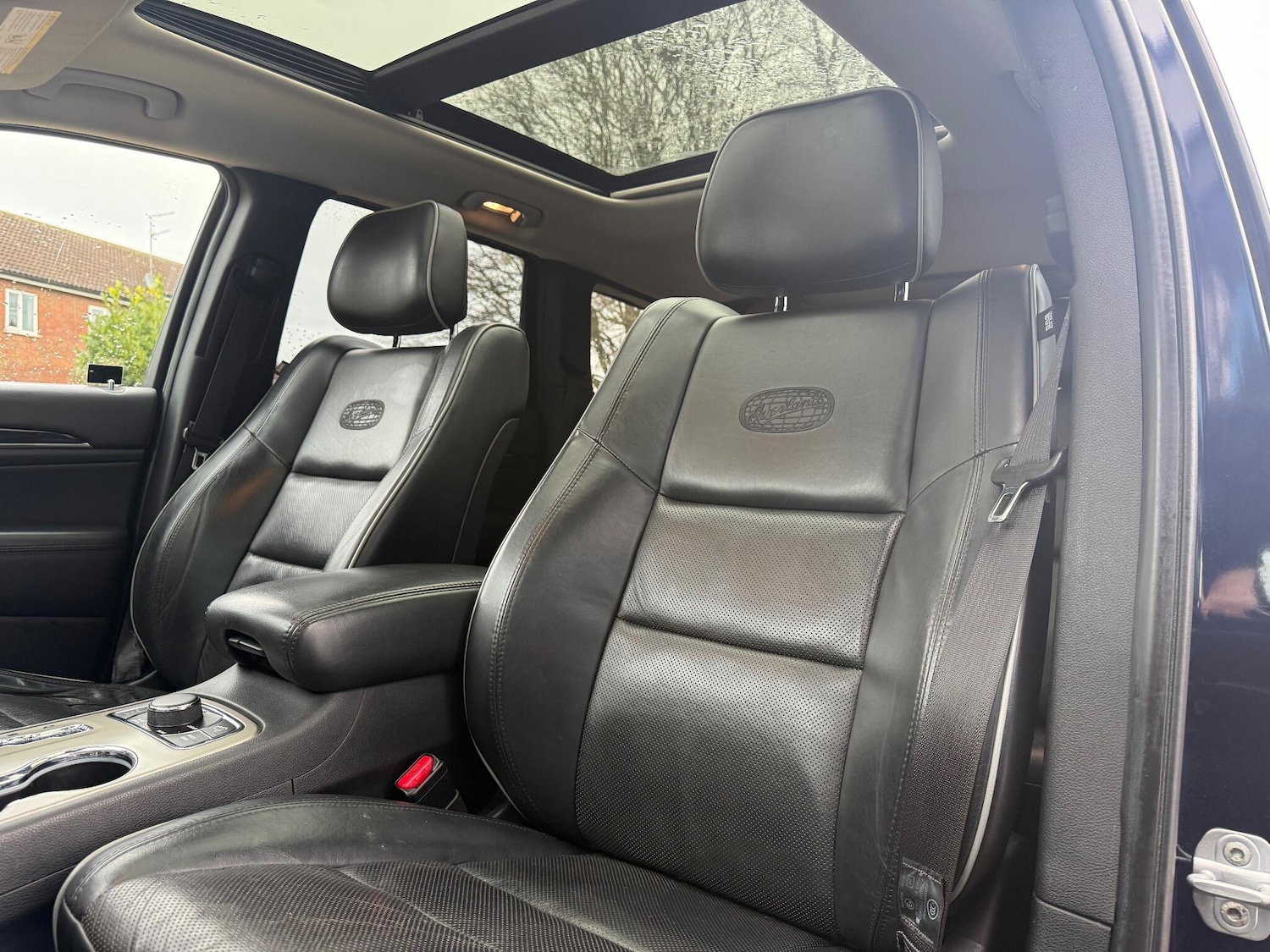 Used Jeep Grand Cherokee 2012 for sale - 77057419: Photo 40