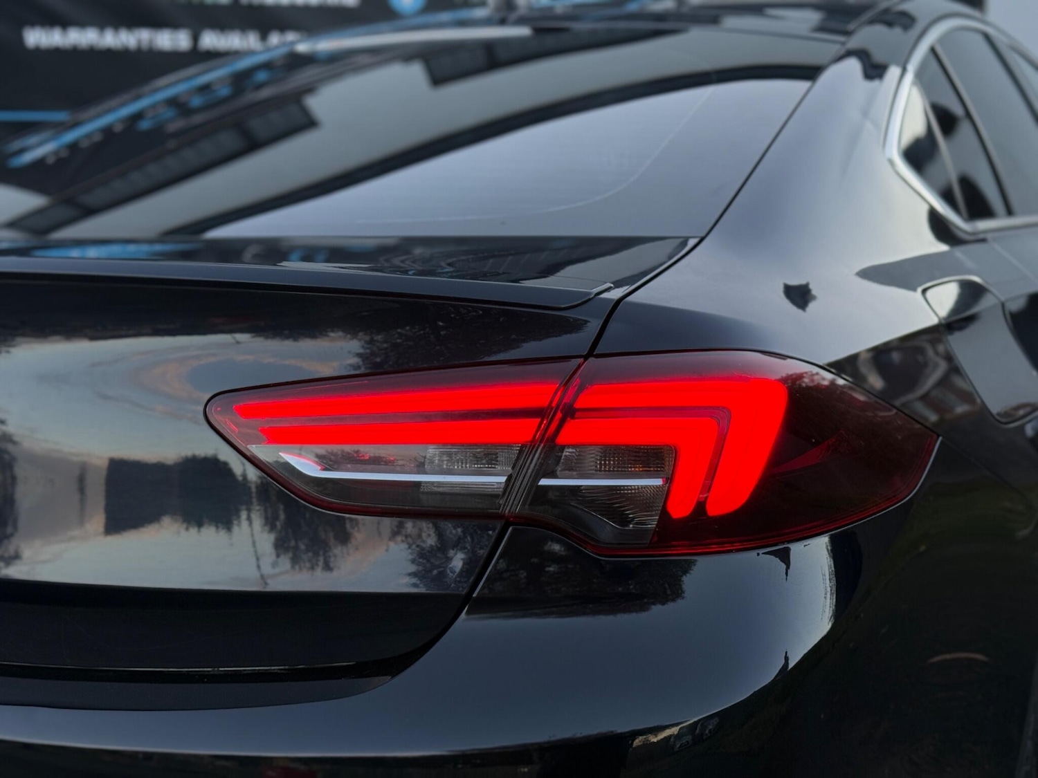 Used Vauxhall Insignia 2019 for sale - 76337837: Photo 14