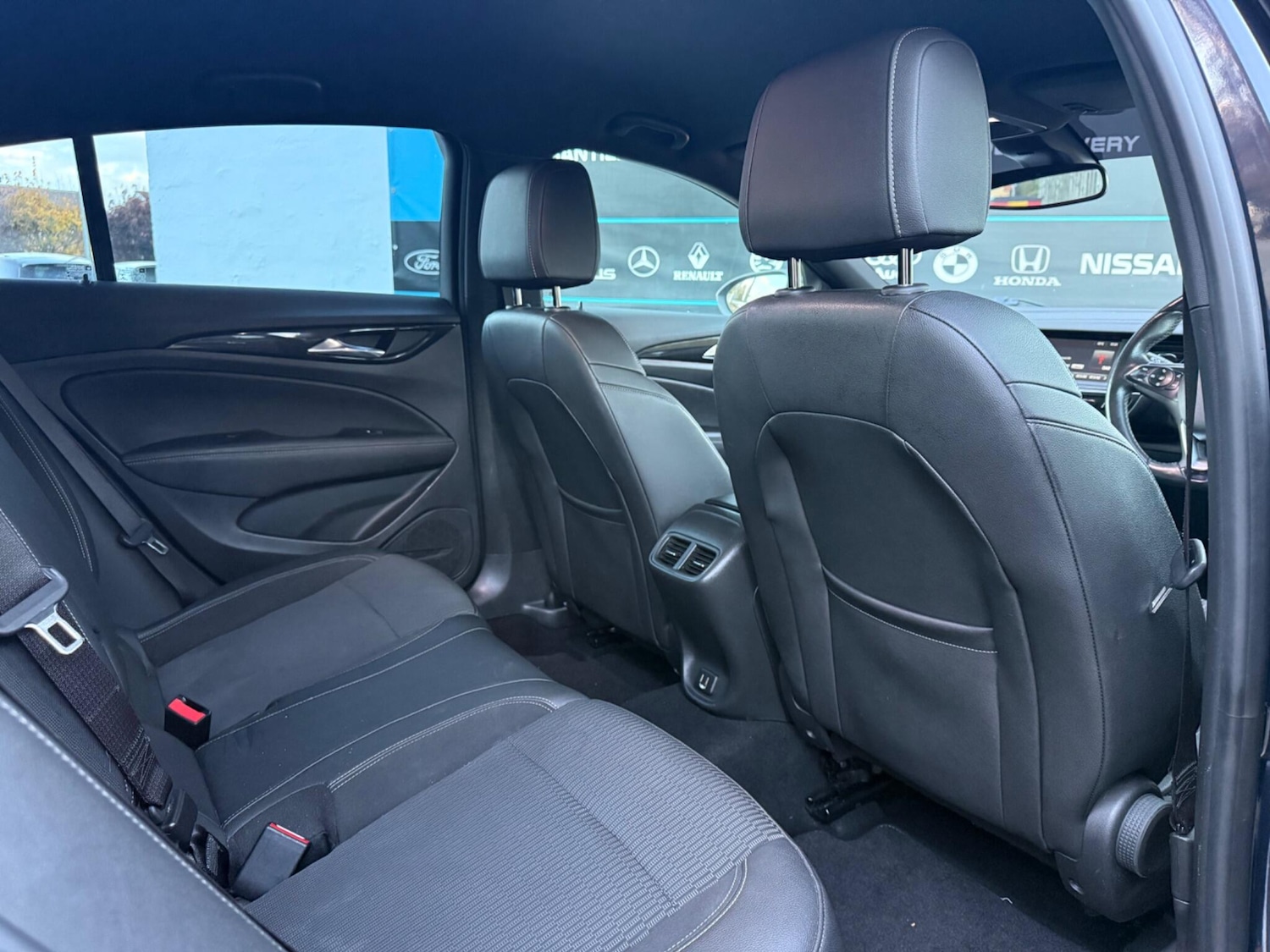 Used Vauxhall Insignia 2019 for sale - 76337837: Photo 20
