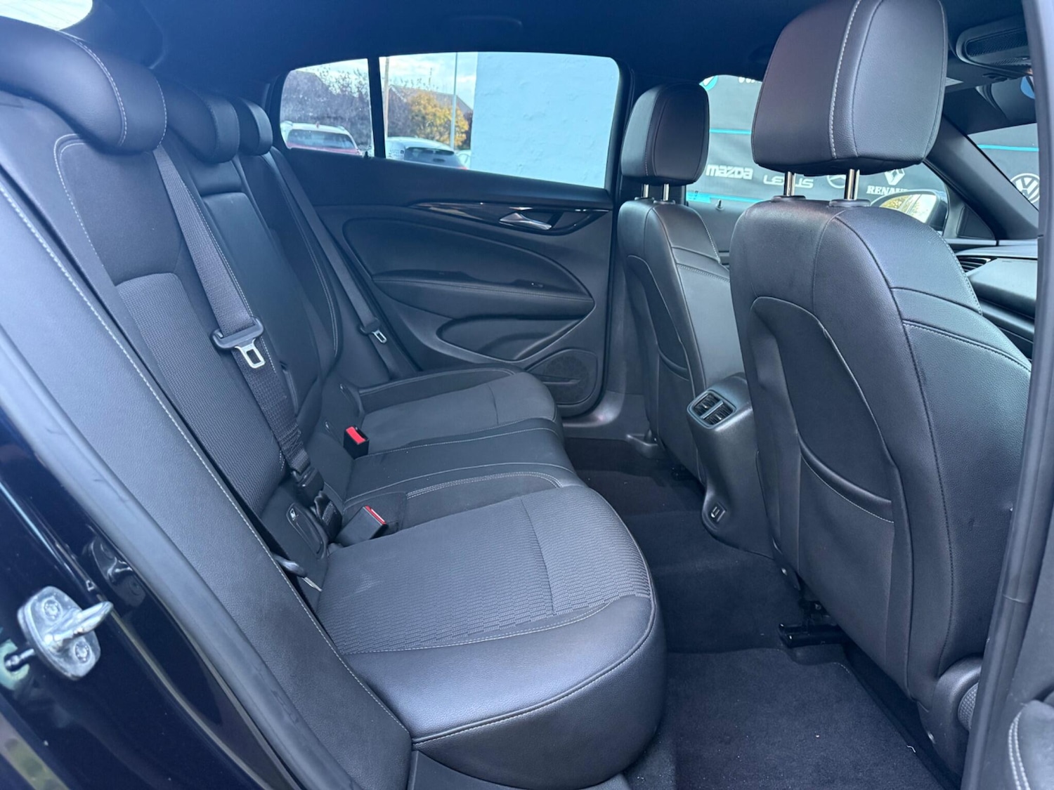 Used Vauxhall Insignia 2019 for sale - 76337837: Photo 21