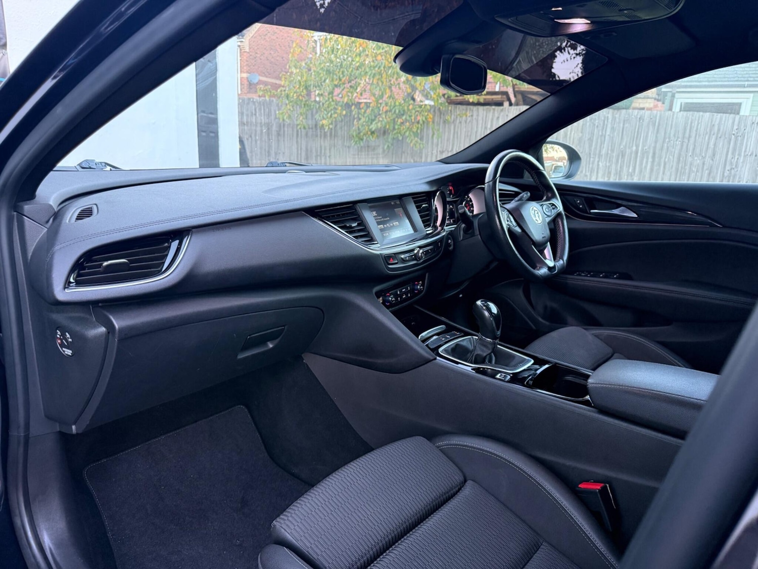 Used Vauxhall Insignia 2019 for sale - 76337837: Photo 26