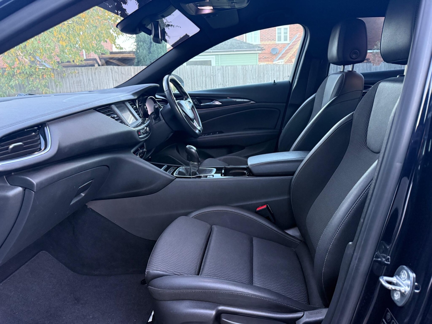 Used Vauxhall Insignia 2019 for sale - 76337837: Photo 27