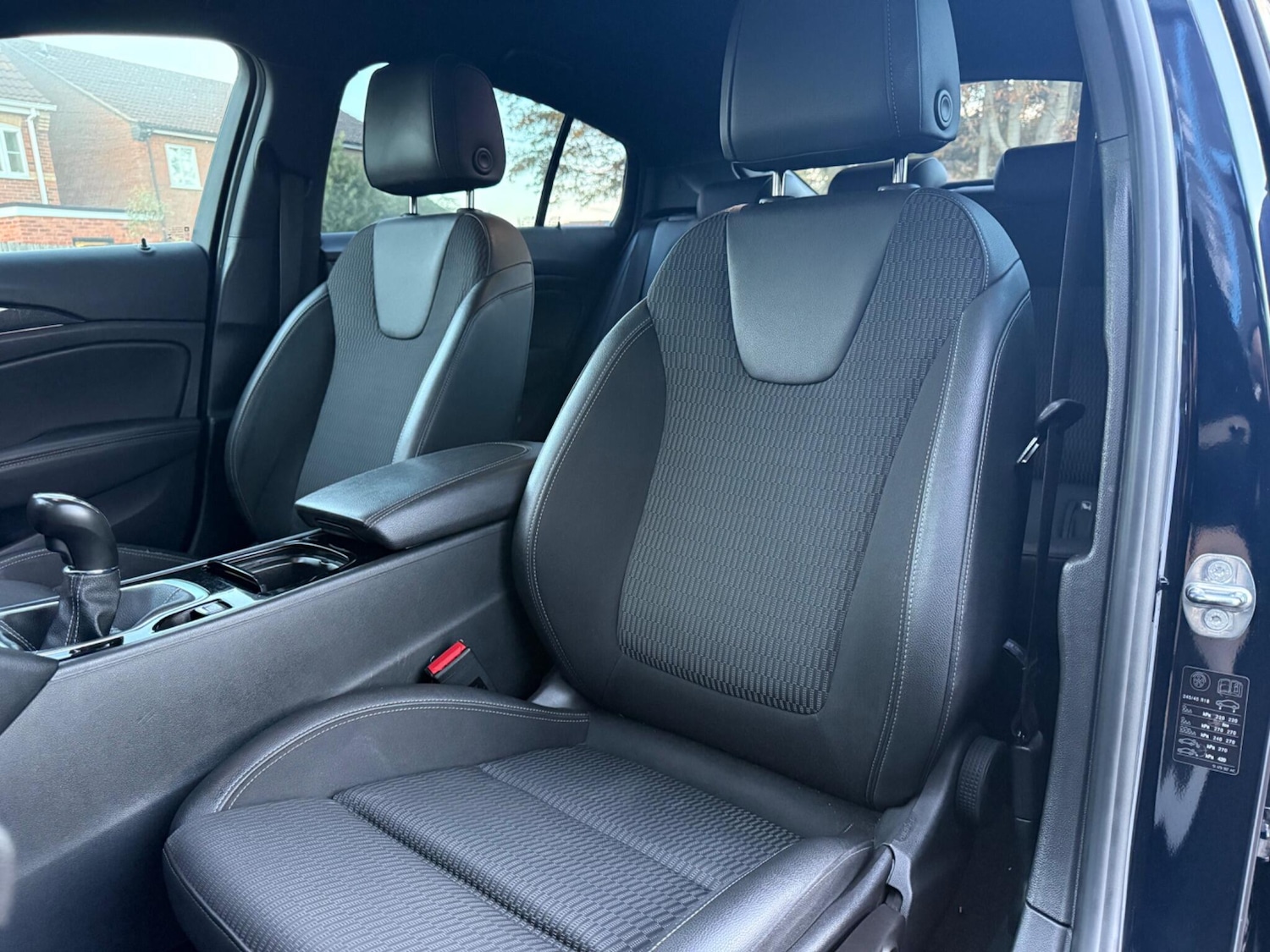 Used Vauxhall Insignia 2019 for sale - 76337837: Photo 28