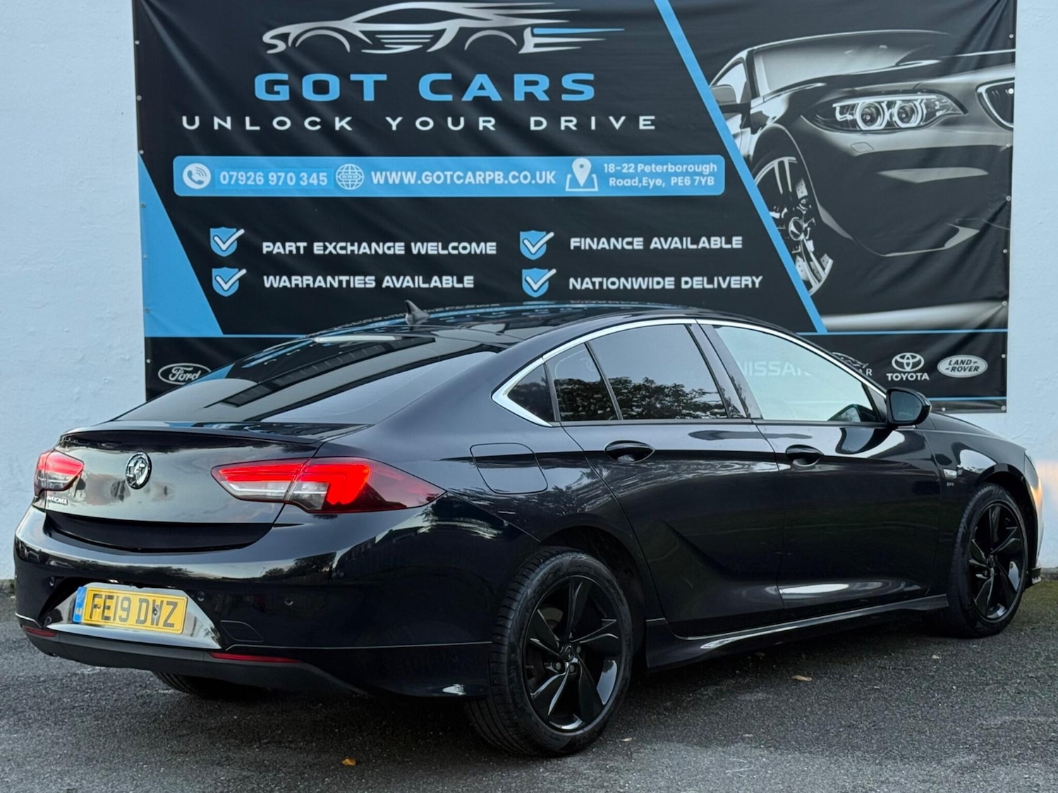 Used Vauxhall Insignia 2019 for sale - 76337837: Photo 3