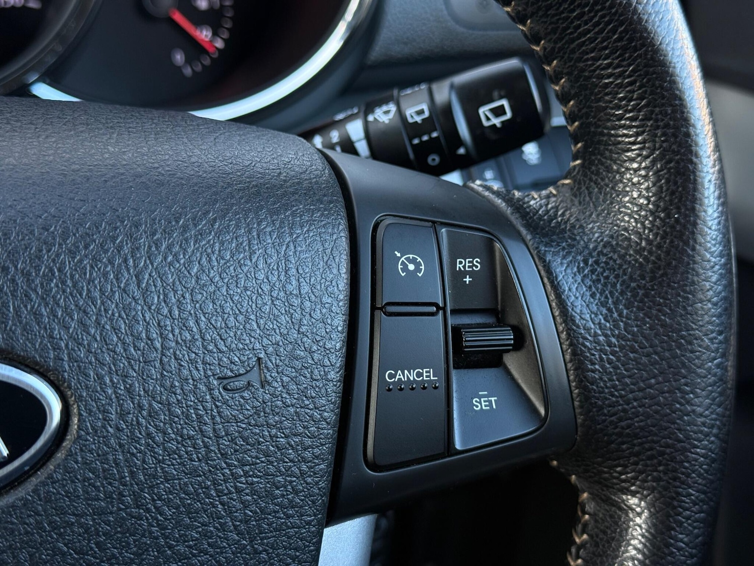 Used Kia Sorento 2012 for sale - 76743267: Photo 46