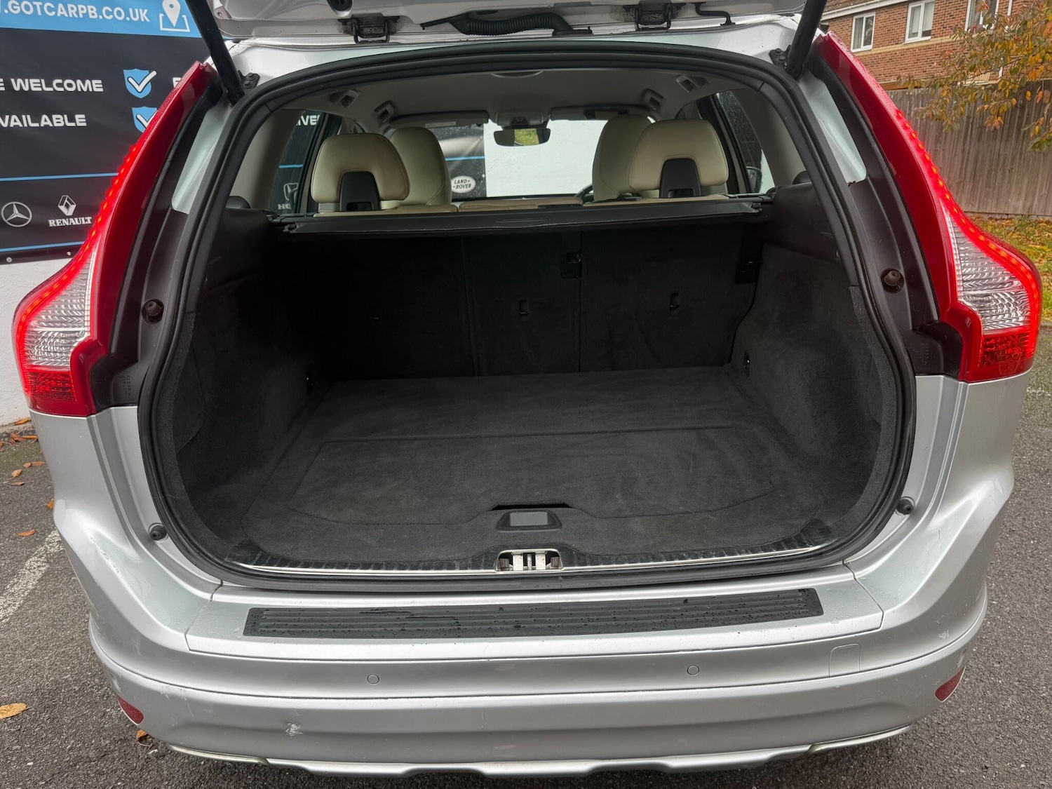 Used Volvo XC60 2014 for sale - 76408911: Photo 26