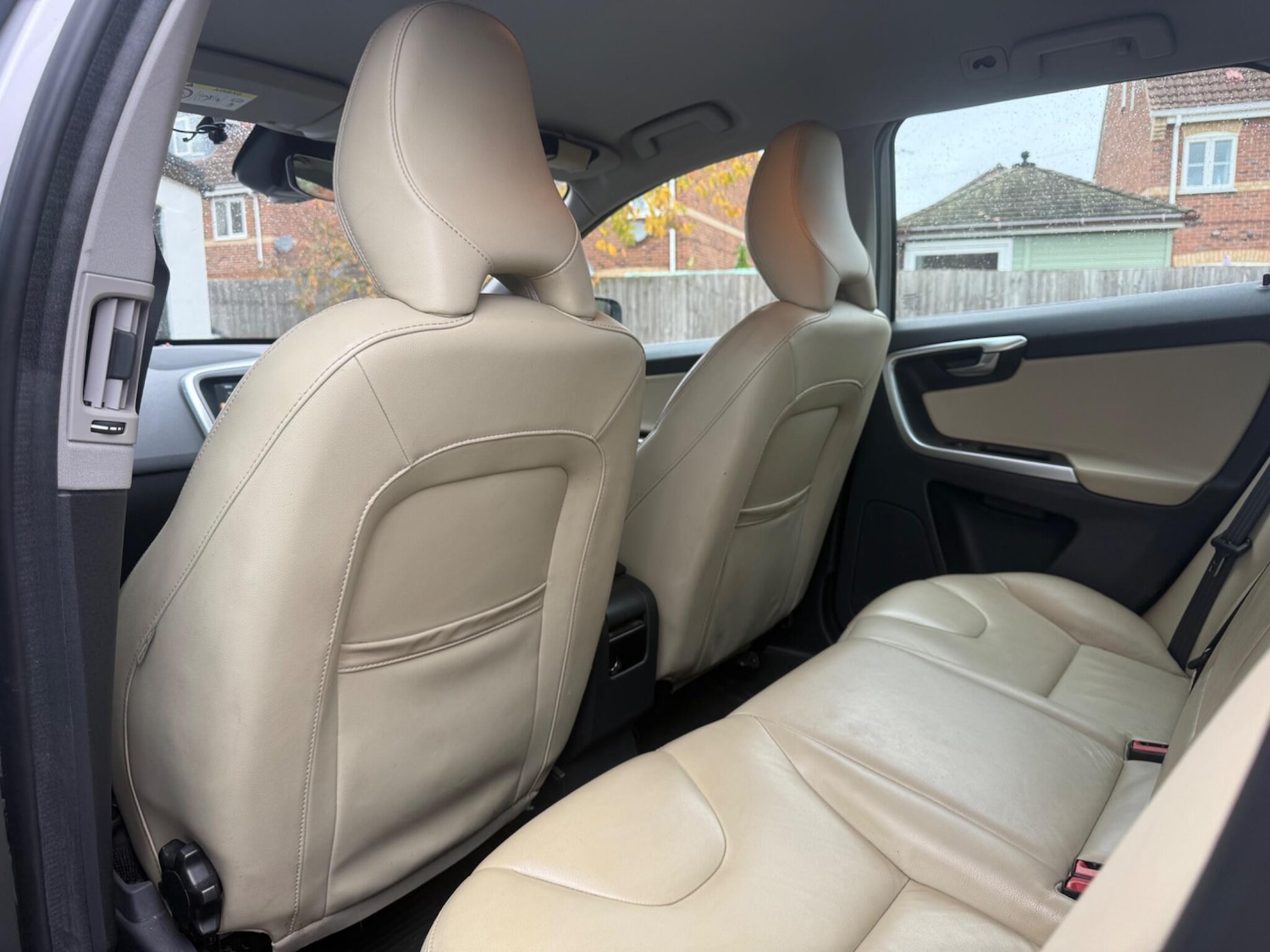 Used Volvo XC60 2014 for sale - 76408911: Photo 28