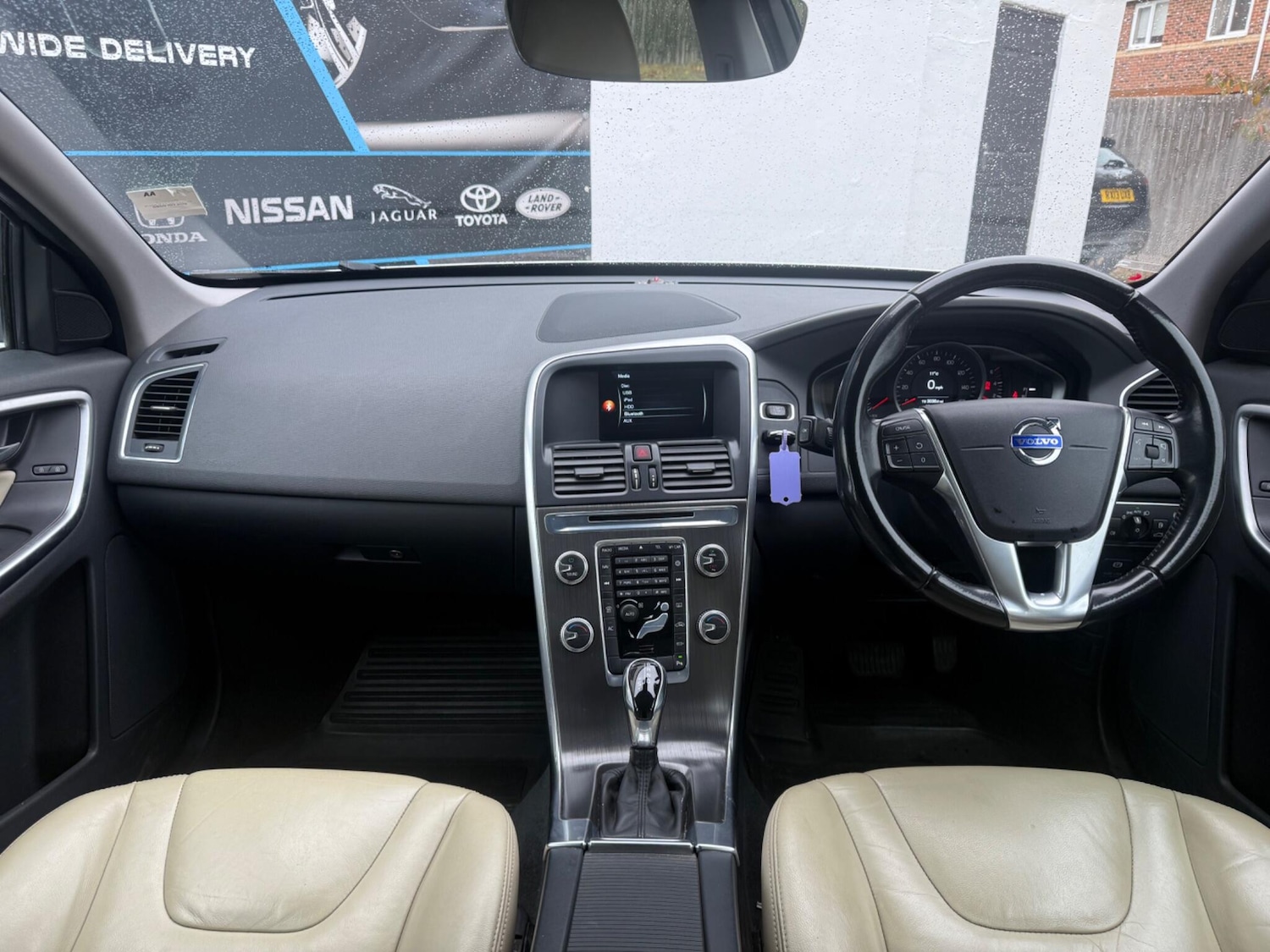 Used Volvo XC60 2014 for sale - 76408911: Photo 33