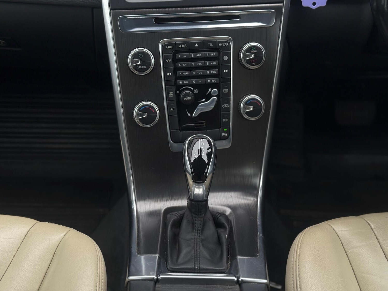 Used Volvo XC60 2014 for sale - 76408911: Photo 35