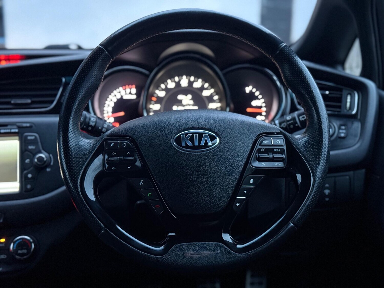 Used Kia Pro Ceed 2013 for sale - 76866027: Photo 43