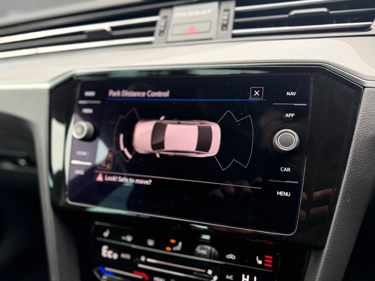 Used Volkswagen Passat 2021 for sale - 76976300: Photo 45