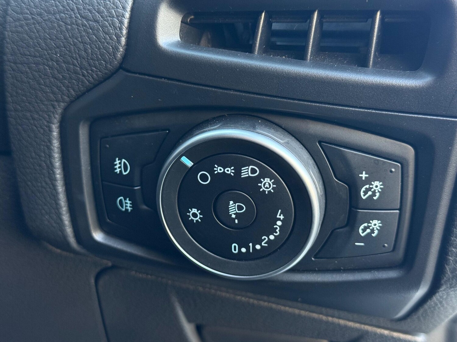 Used Ford Focus 2016 for sale - 76573732: Photo 48