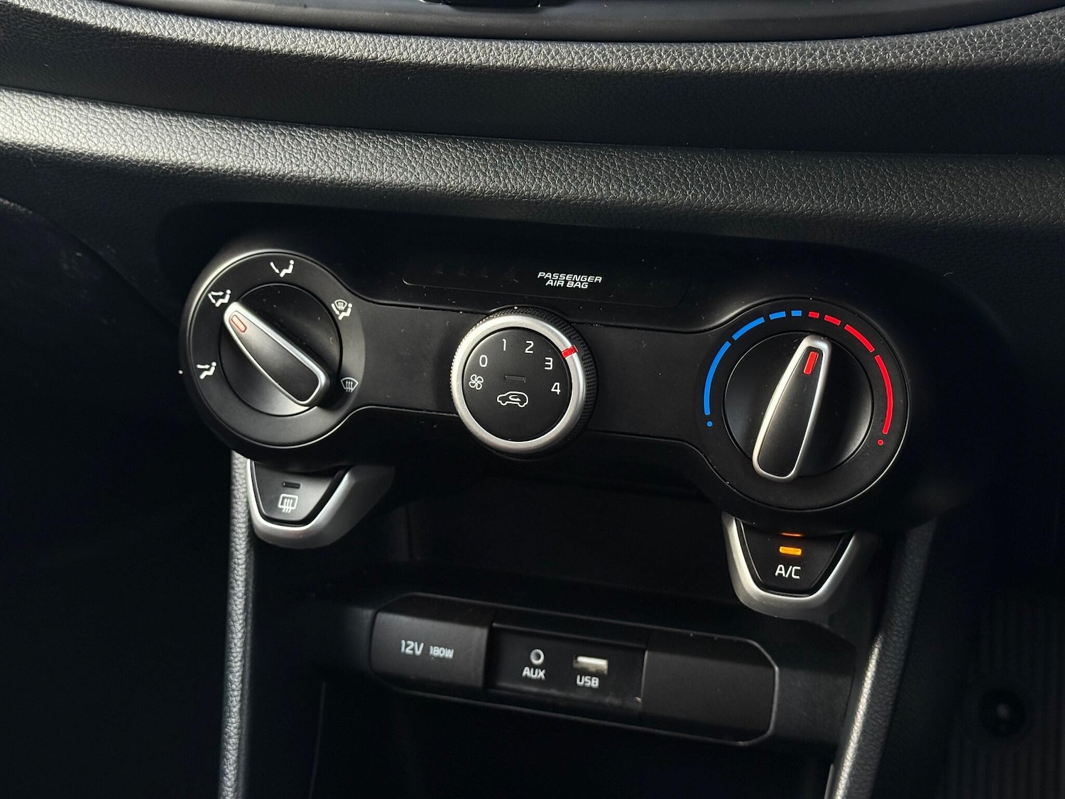 Used Kia Picanto 2020 for sale - 76942667: Photo 49