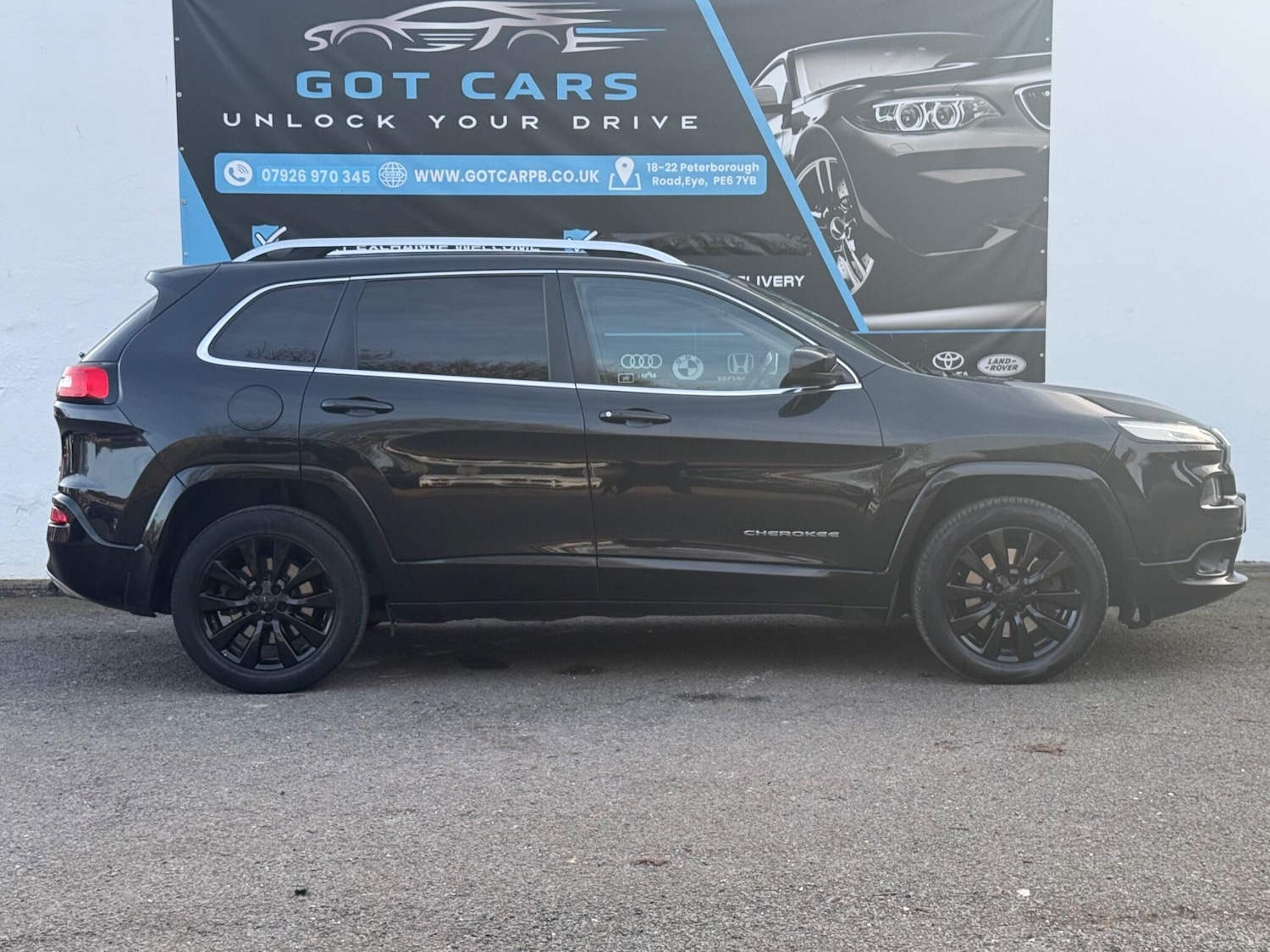 Used Jeep Cherokee for sale - 77753953: Photo 4