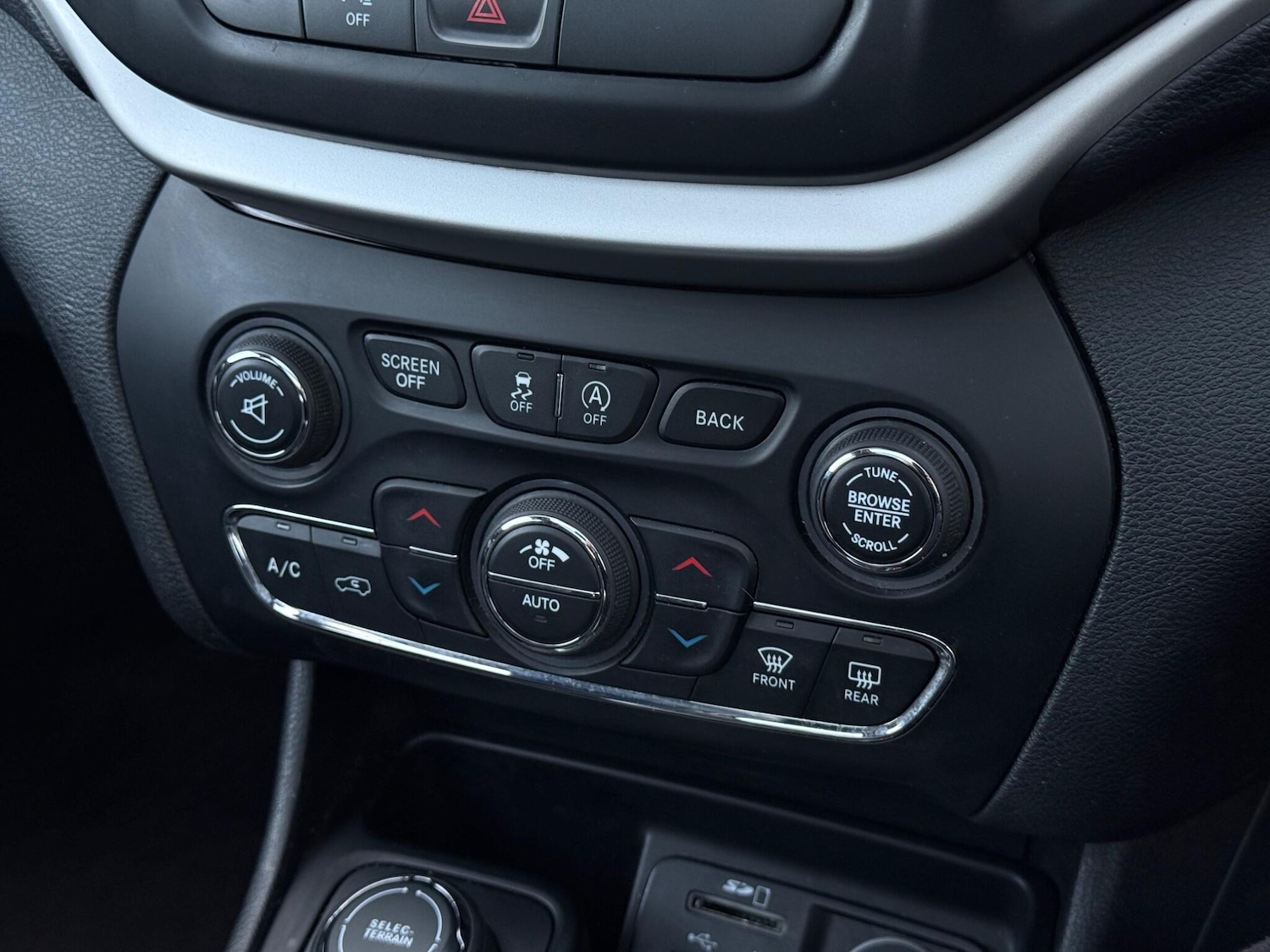 Used Jeep Cherokee for sale - 77753953: Photo 85