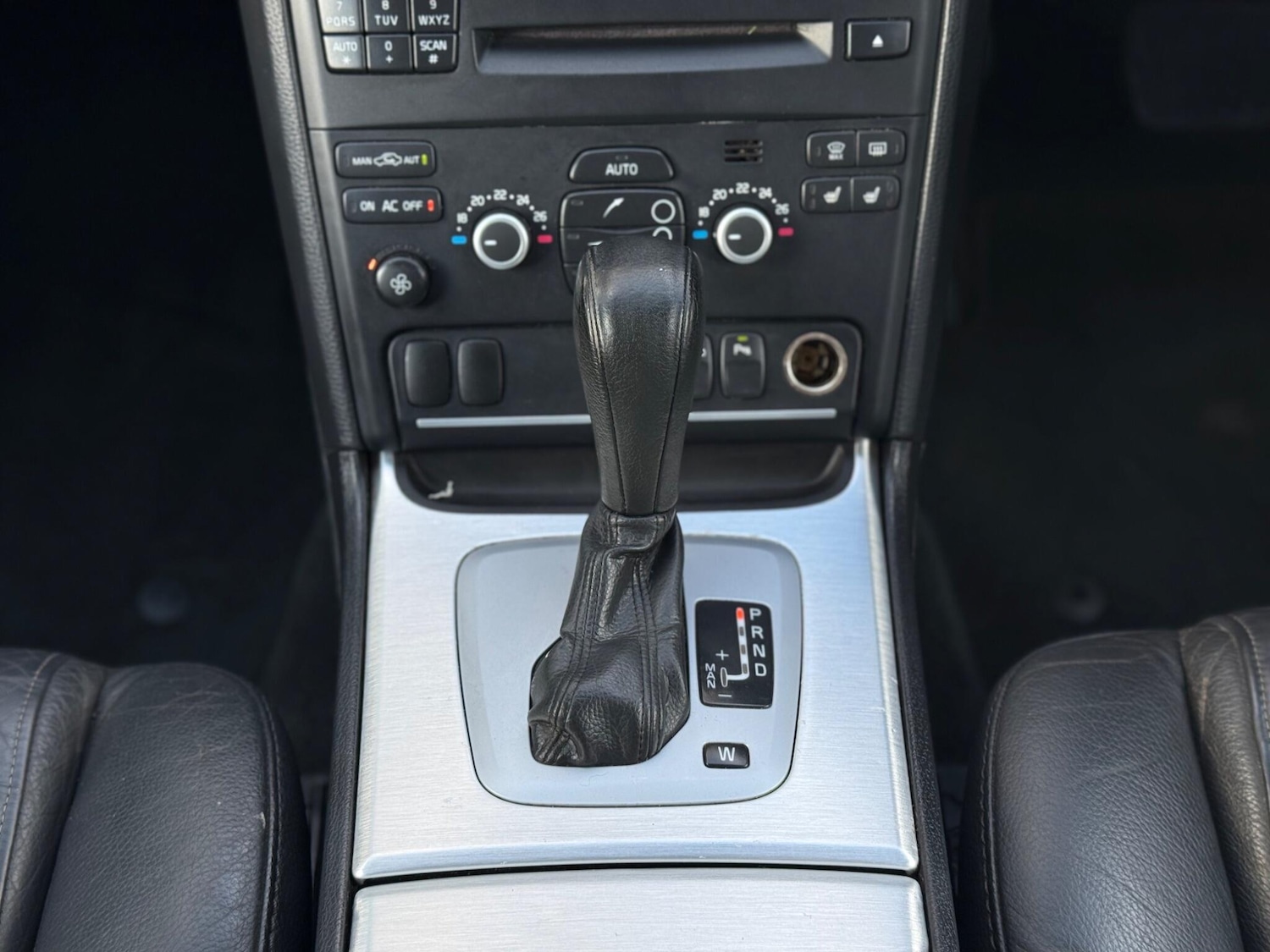 Used Volvo XC90 2014 for sale - 76472748: Photo 33