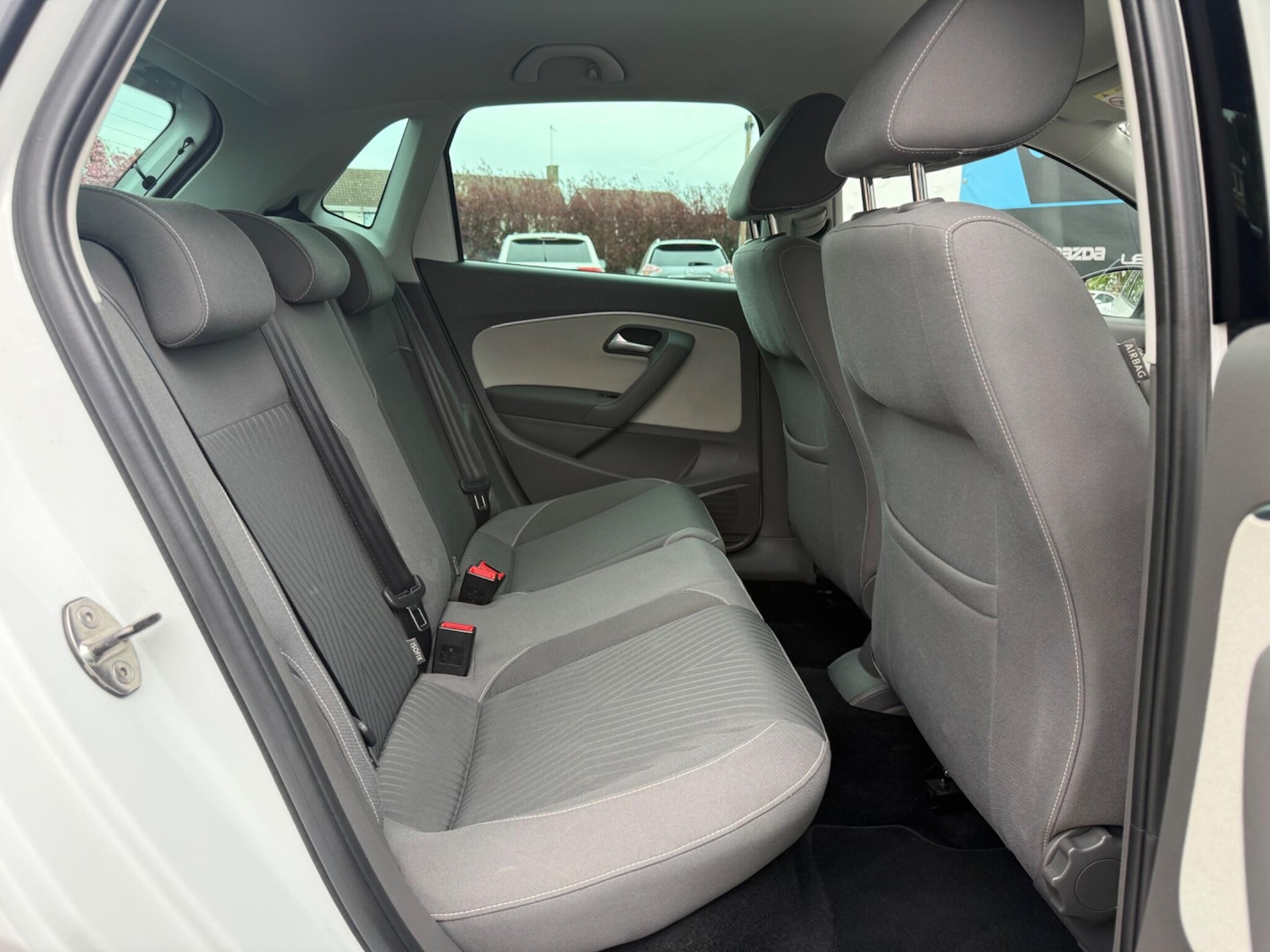 Used Volkswagen Polo 2015 for sale - 78185230: Photo 52