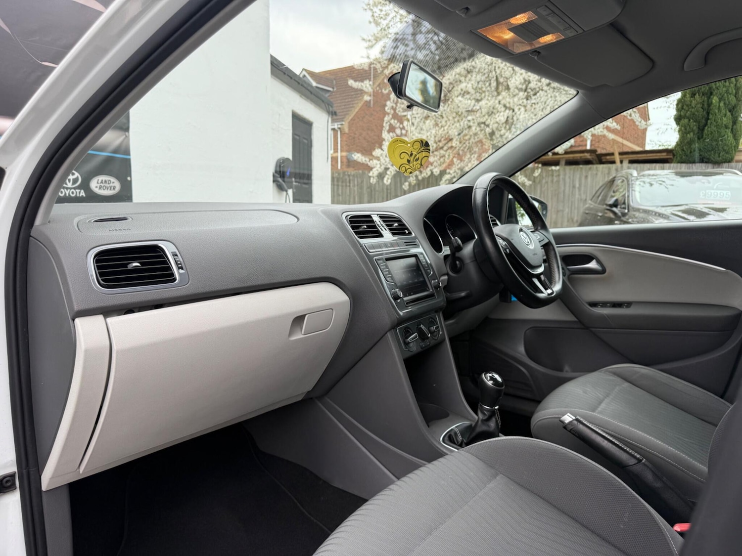 Used Volkswagen Polo 2015 for sale - 78185230: Photo 57