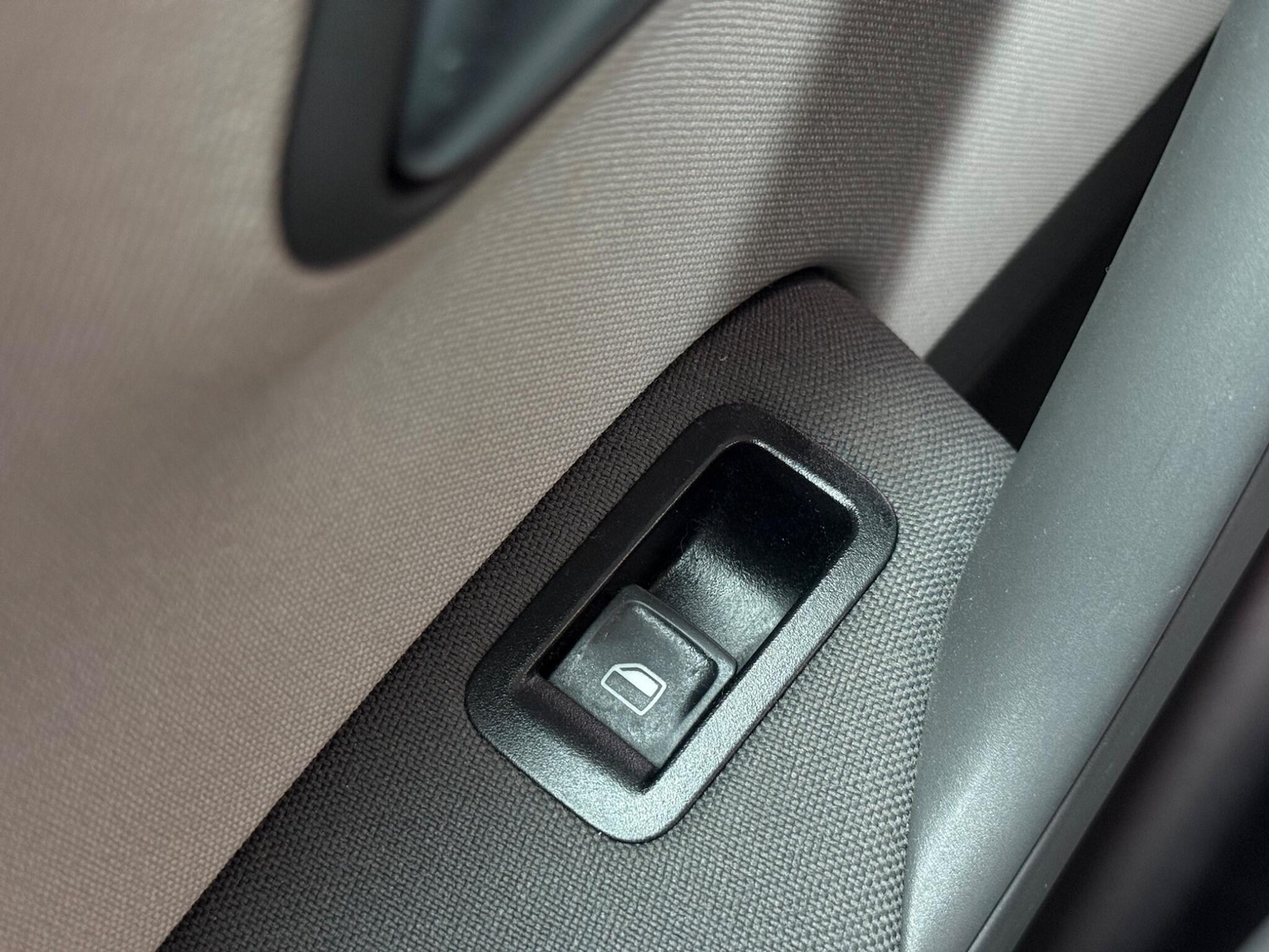 Used Volkswagen Polo 2015 for sale - 78185230: Photo 66