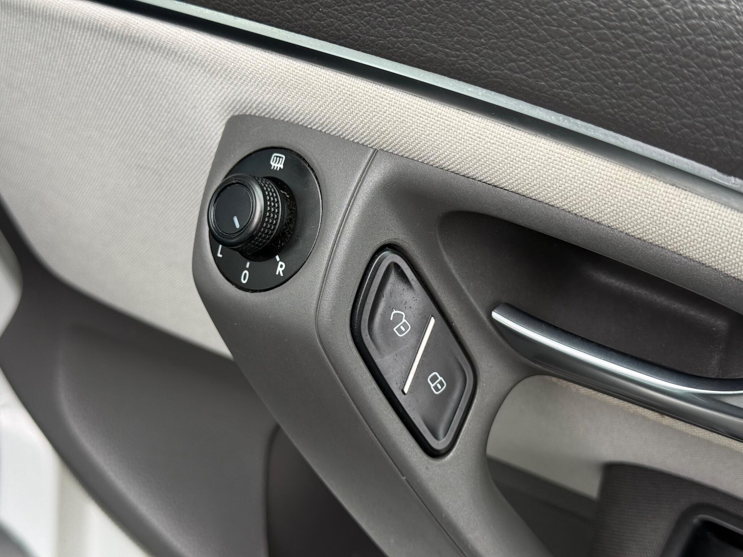 Used Volkswagen Polo 2015 for sale - 78185230: Photo 81