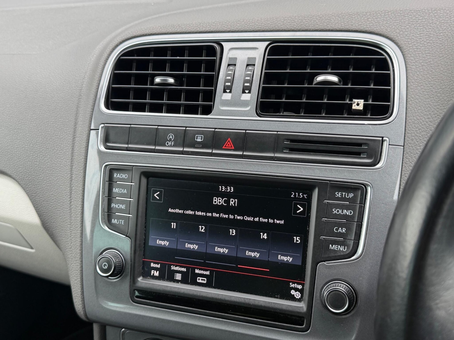 Used Volkswagen Polo 2015 for sale - 78185230: Photo 94