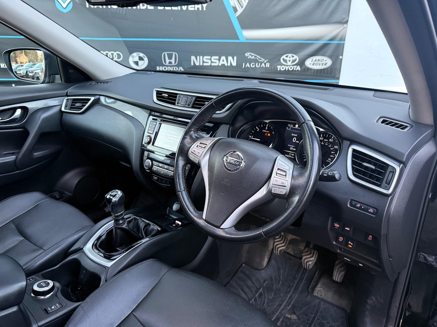 Used Nissan X-Trail 2015 for sale - 76899218: Photo 24