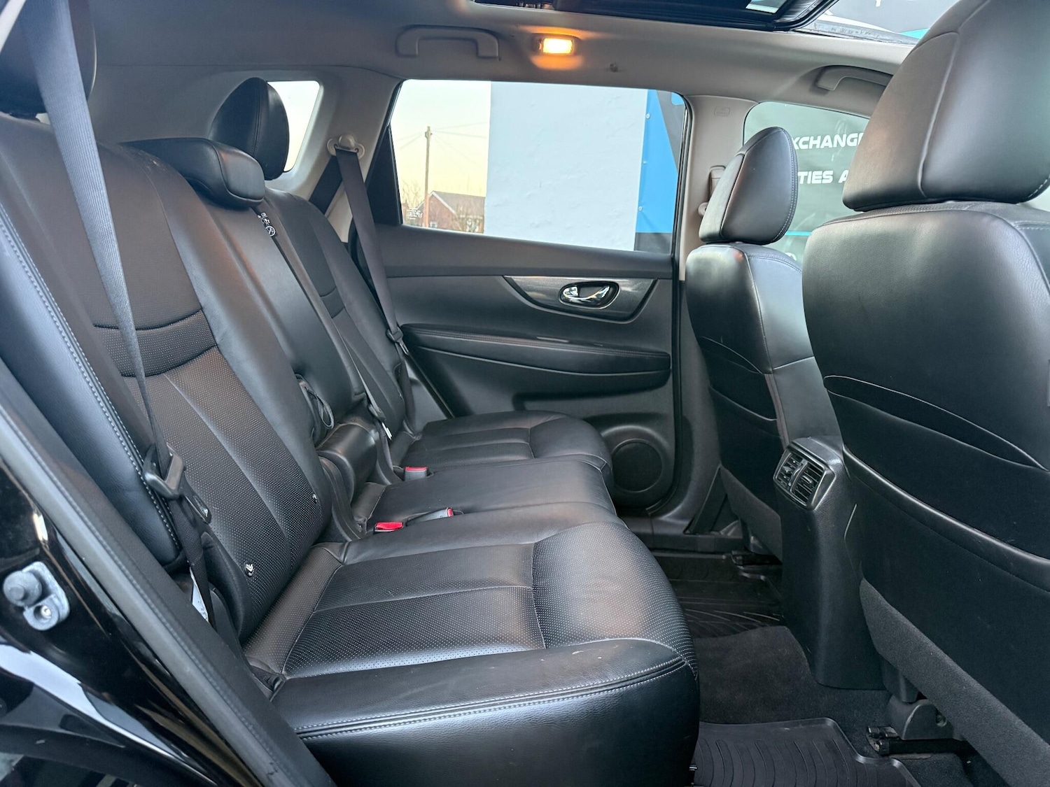 Used Nissan X-Trail 2015 for sale - 76899218: Photo 28