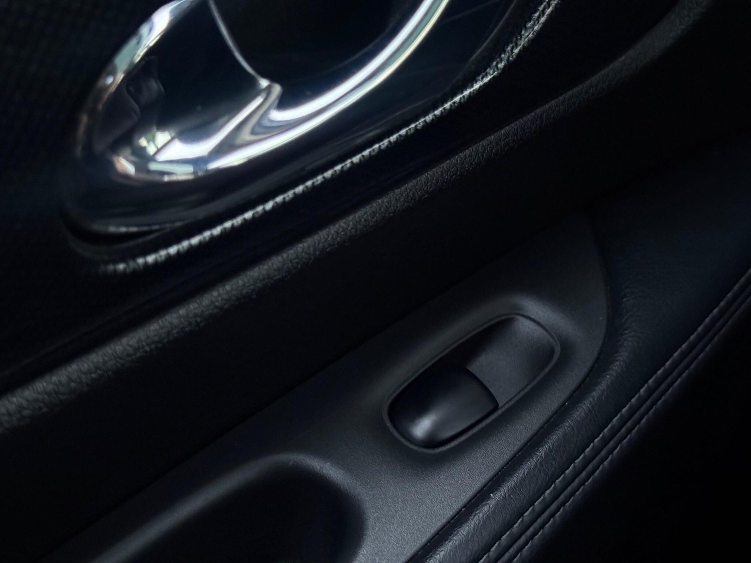 Used Nissan X-Trail 2015 for sale - 76899218: Photo 41