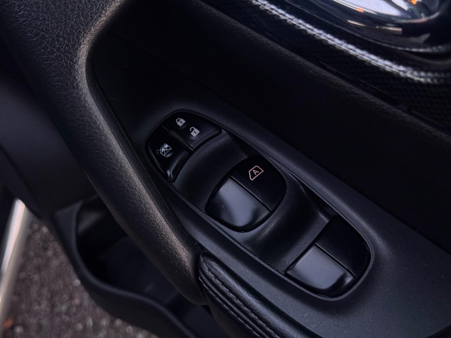 Used Nissan X-Trail 2015 for sale - 76899218: Photo 45