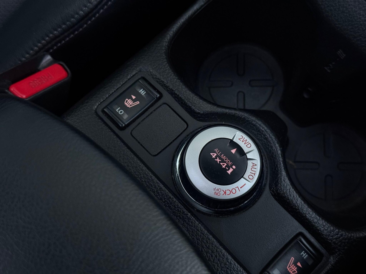 Used Nissan X-Trail 2015 for sale - 76899218: Photo 51