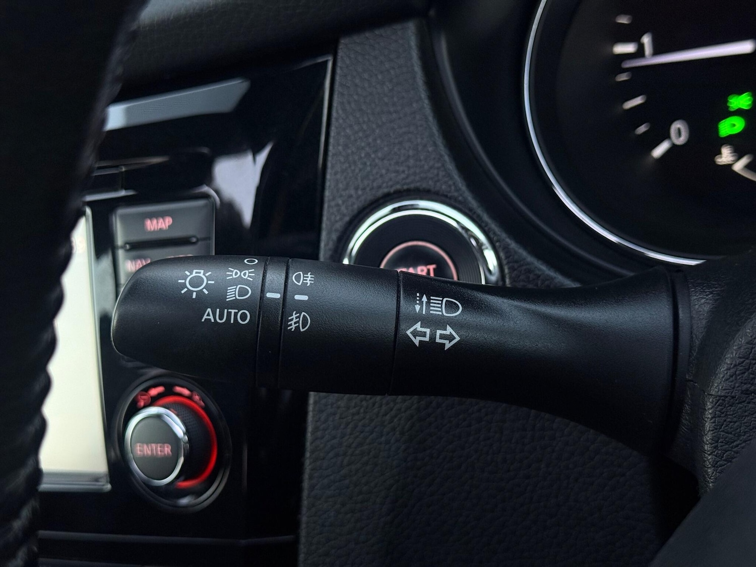 Used Nissan X-Trail 2015 for sale - 76899218: Photo 60