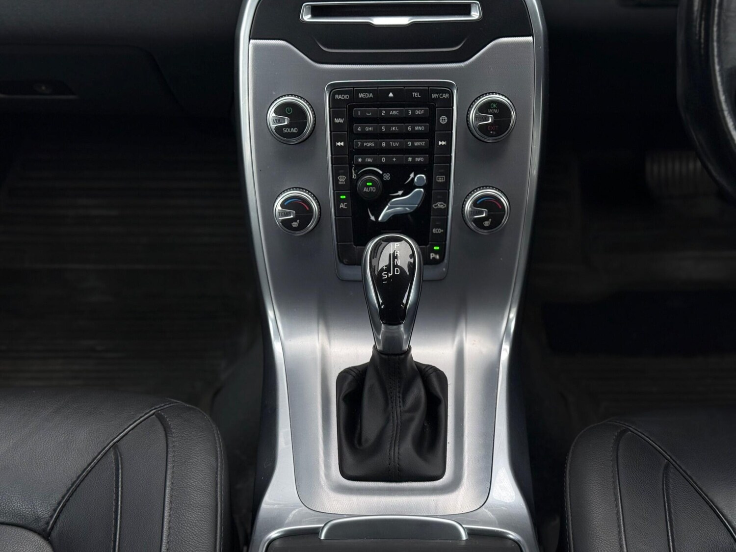 Used Volvo S80 for sale - 77496751: Photo 52