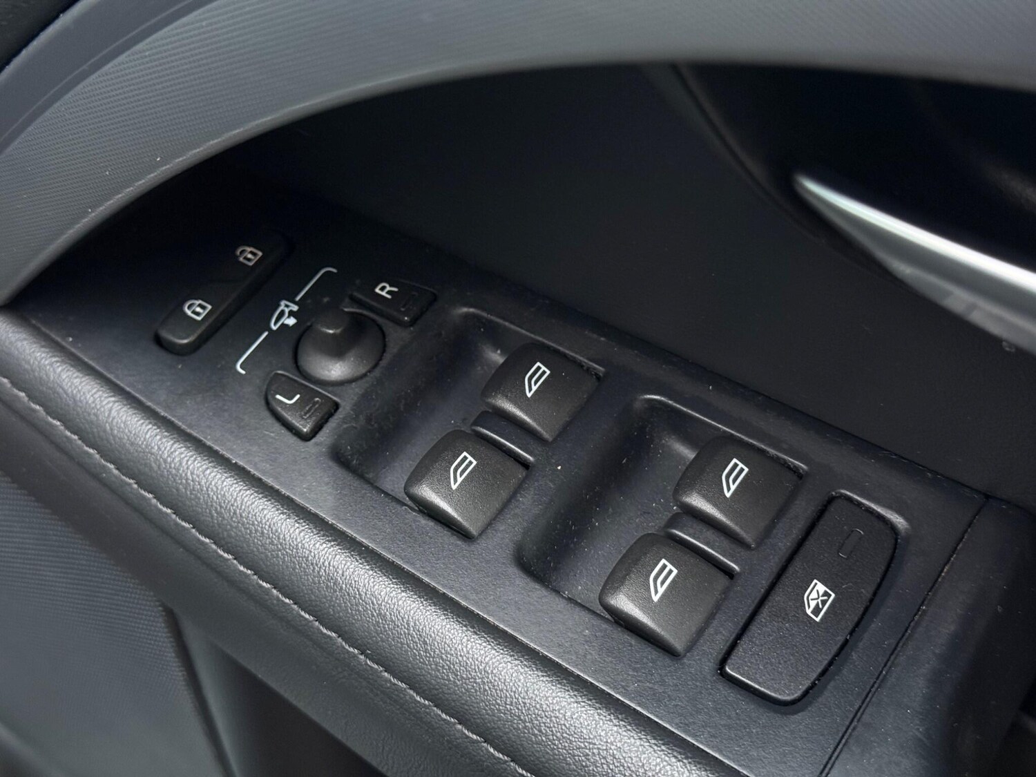 Used Volvo S80 for sale - 77496751: Photo 66