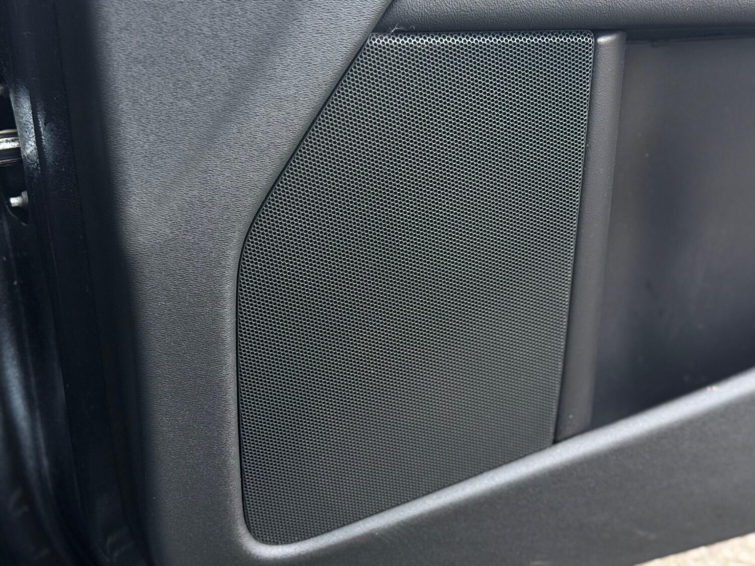 Used Volvo S80 for sale - 77496751: Photo 88