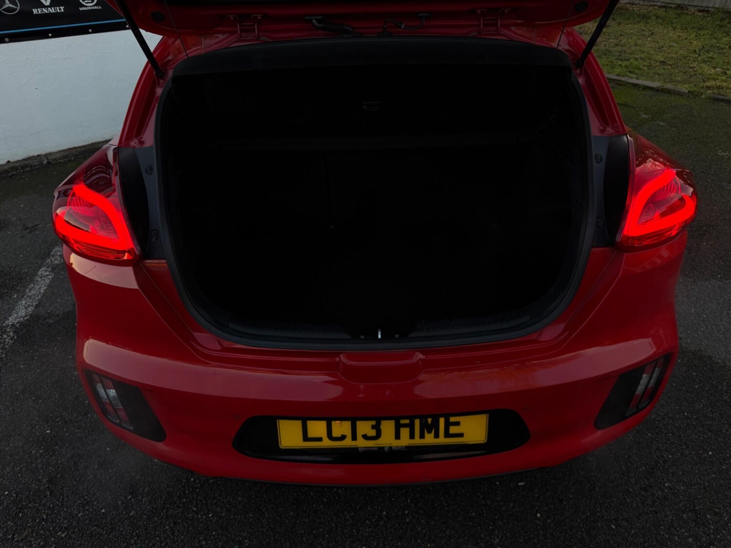 Used Kia Pro Ceed 2013 for sale - 76658745: Photo 28