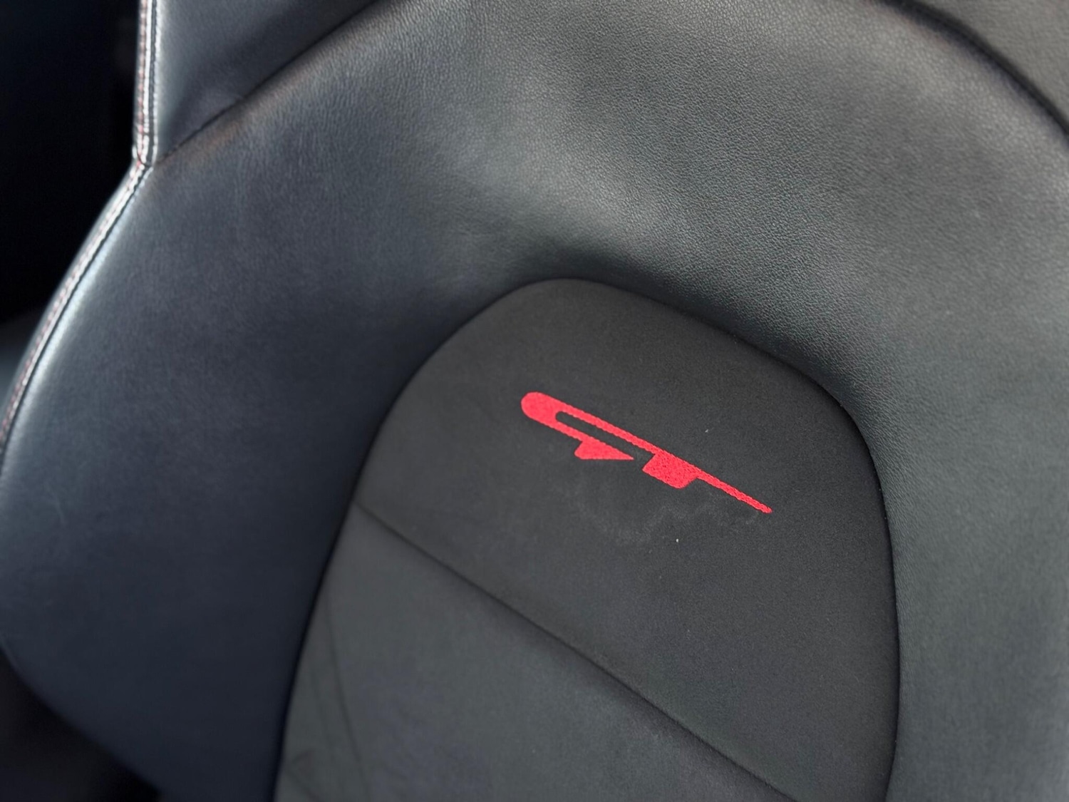 Used Kia Pro Ceed 2013 for sale - 76658745: Photo 32