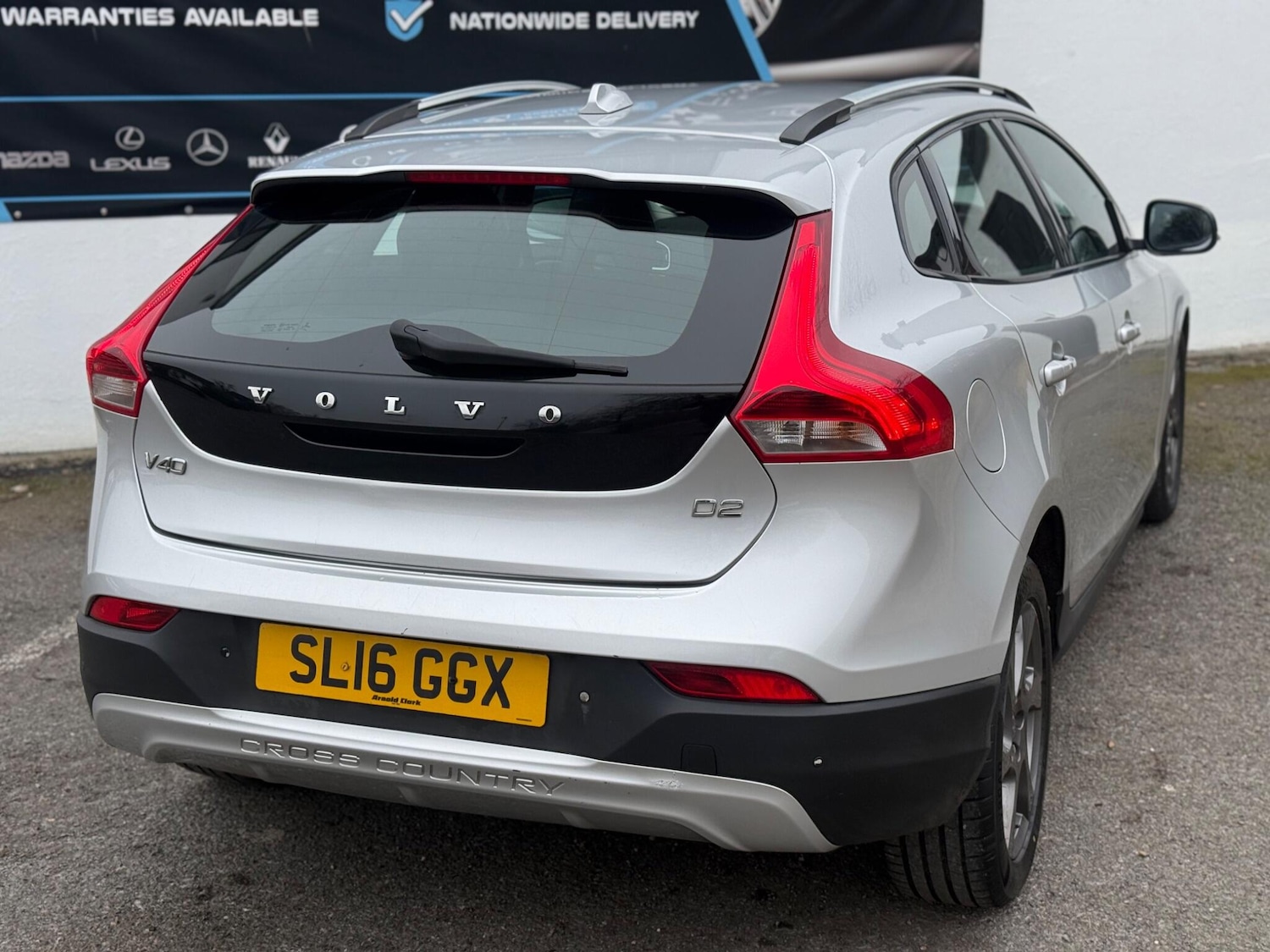 Used Volvo V40 Cross Country for sale - 77808996: Photo 17