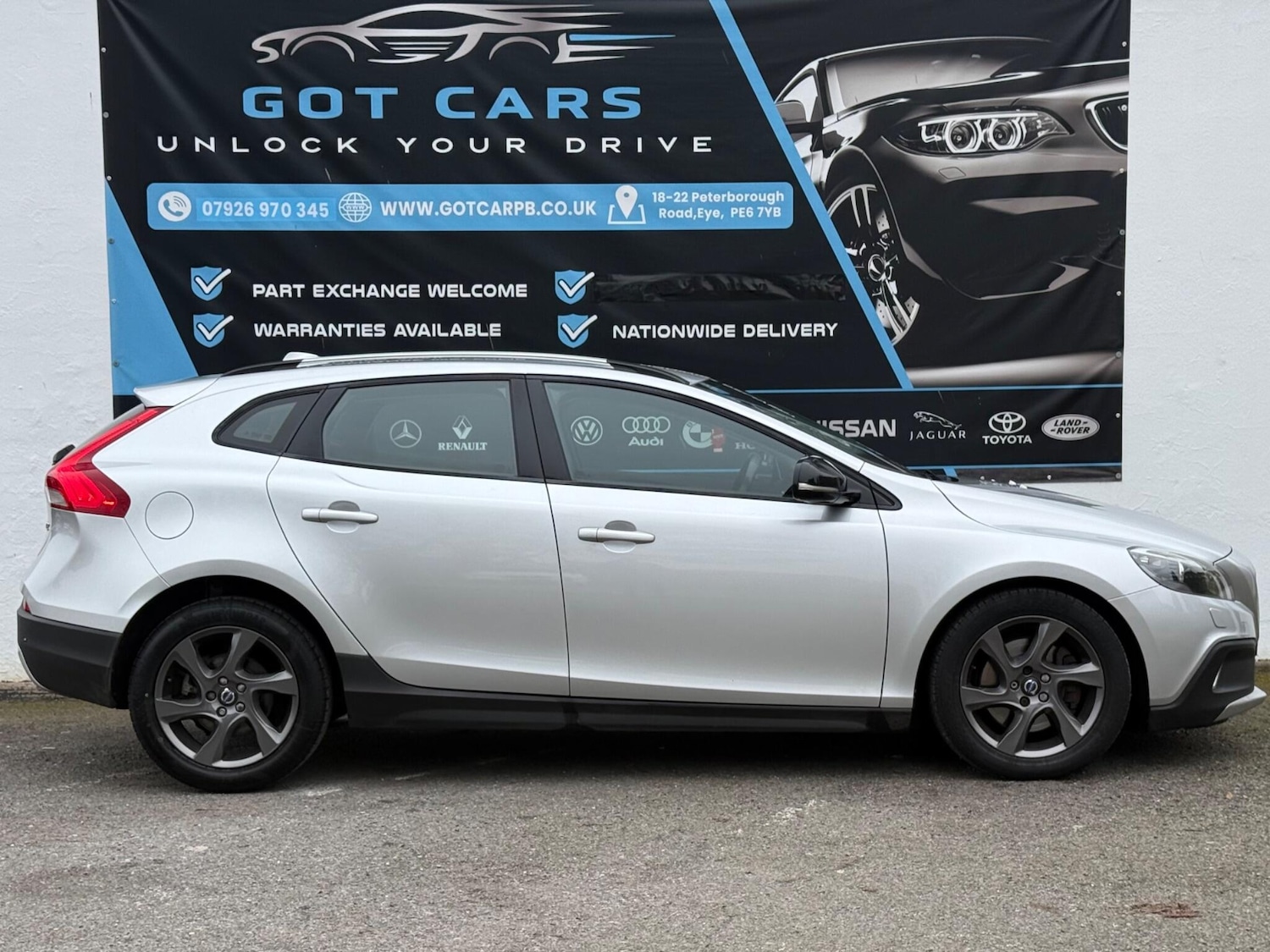 Used Volvo V40 Cross Country for sale - 77808996: Photo 4