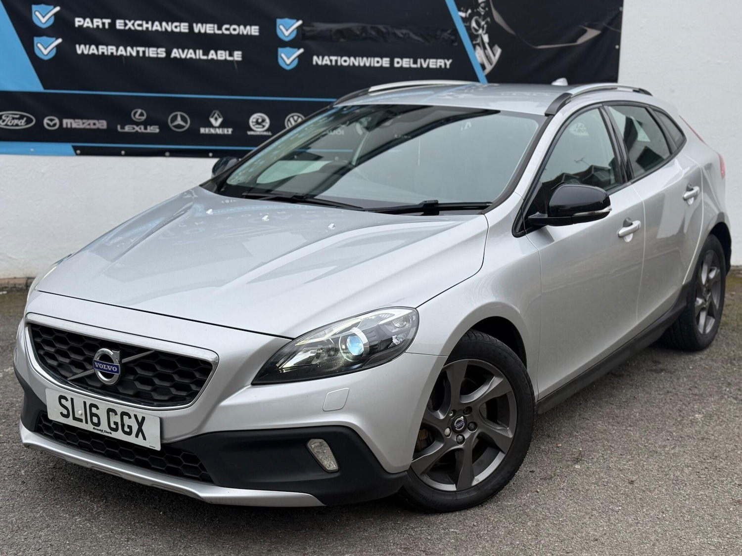 Used Volvo V40 Cross Country for sale - 77808996: Photo 6
