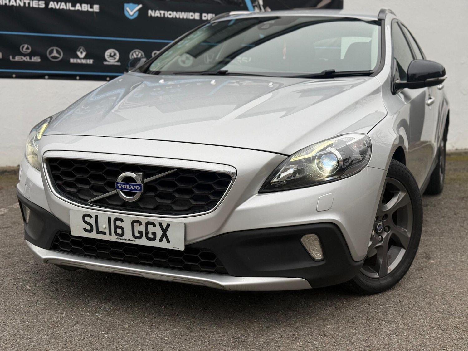Used Volvo V40 Cross Country for sale - 77808996: Photo 8