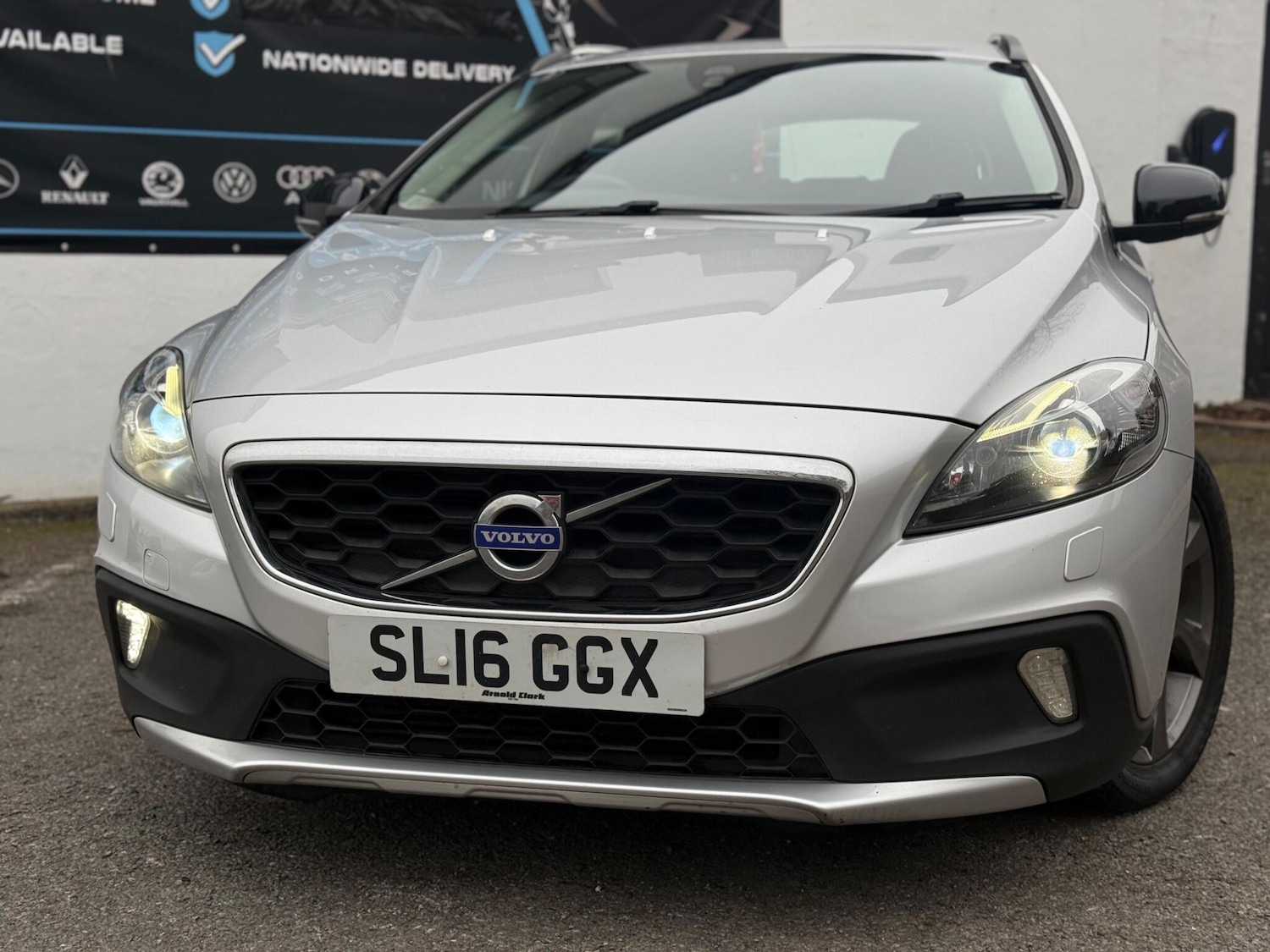Used Volvo V40 Cross Country for sale - 77808996: Photo 9